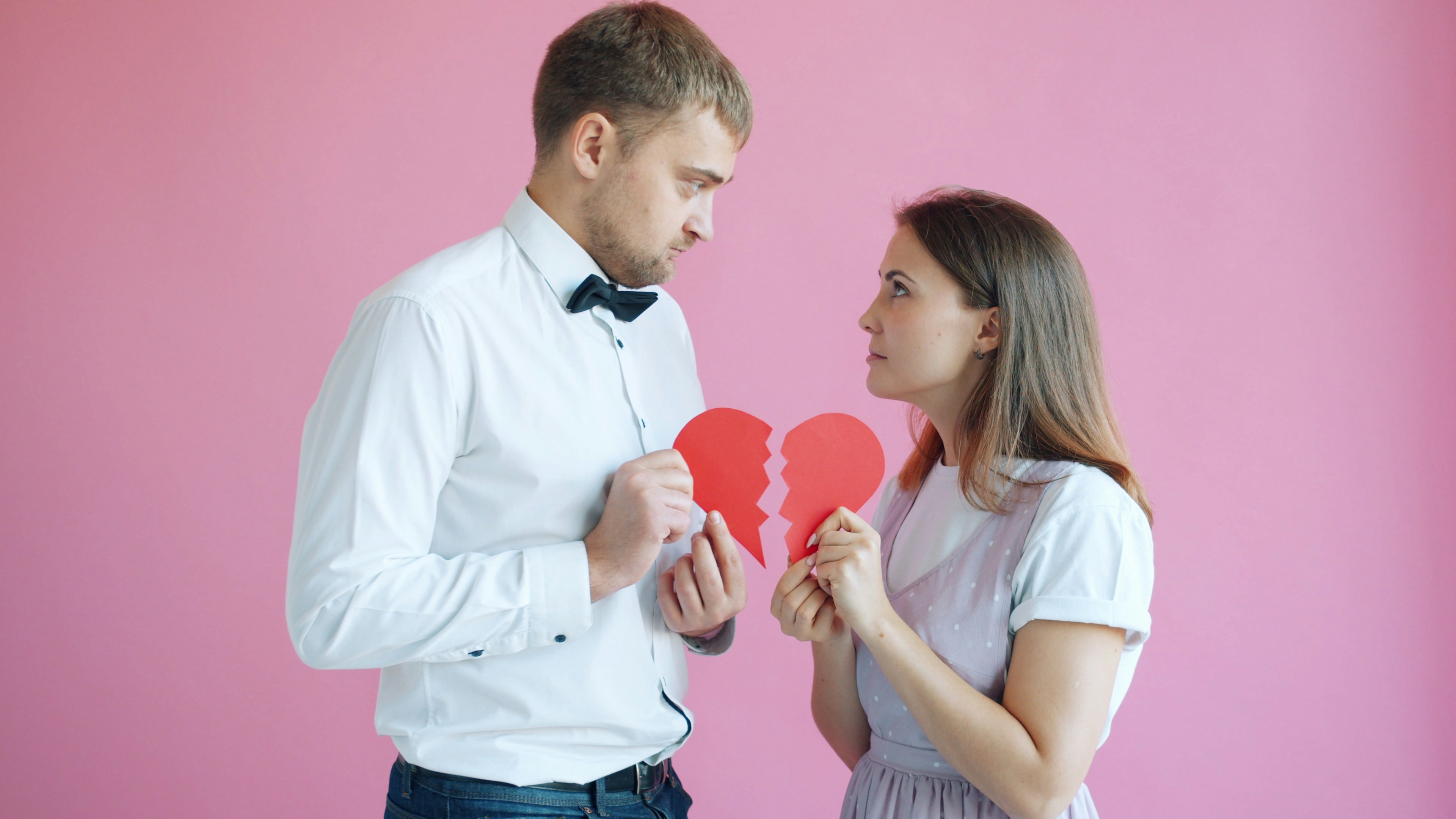 couple breaking up
