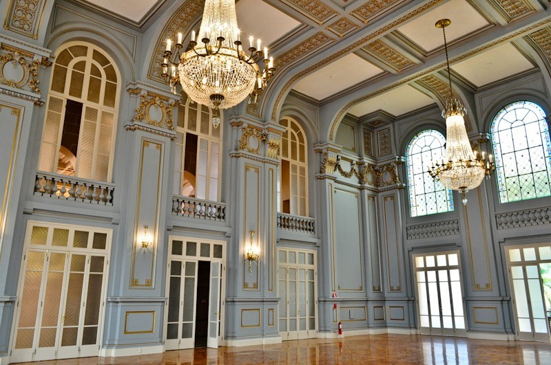 Buffet Simone Carvalho: Luxo em gastronomia para celebrações e eventos em Poços de Caldas.