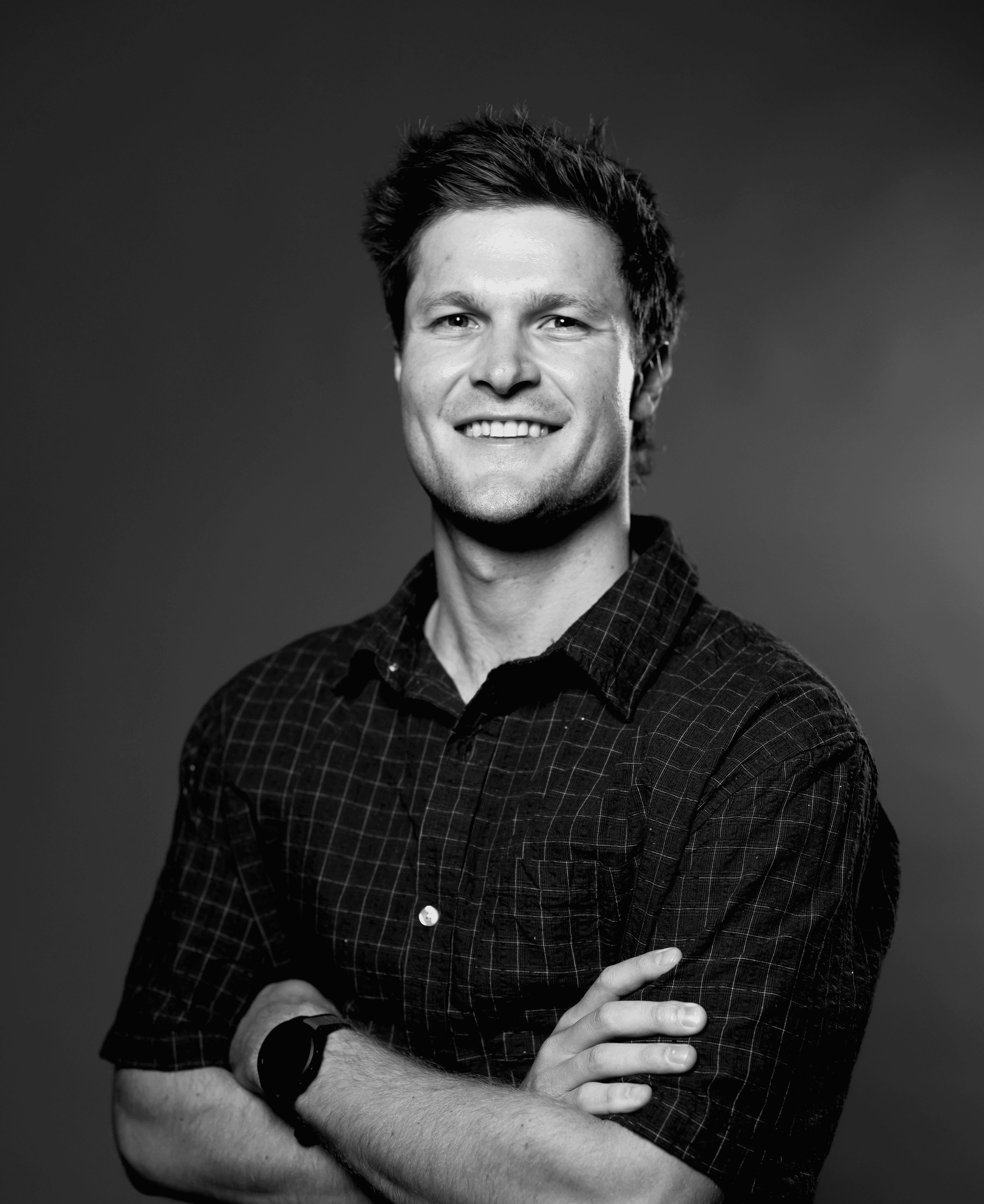 Willy-John is the co-founder of Paloma Global, an agency he launched in 2026 to build the kind of marketing he wished existed — sharp, bespoke, and obsessed with the brands behind it. He partners with founders and businesses across South Africa and Portugal on strategy, SEO, paid search, content, social media, and personal branding.