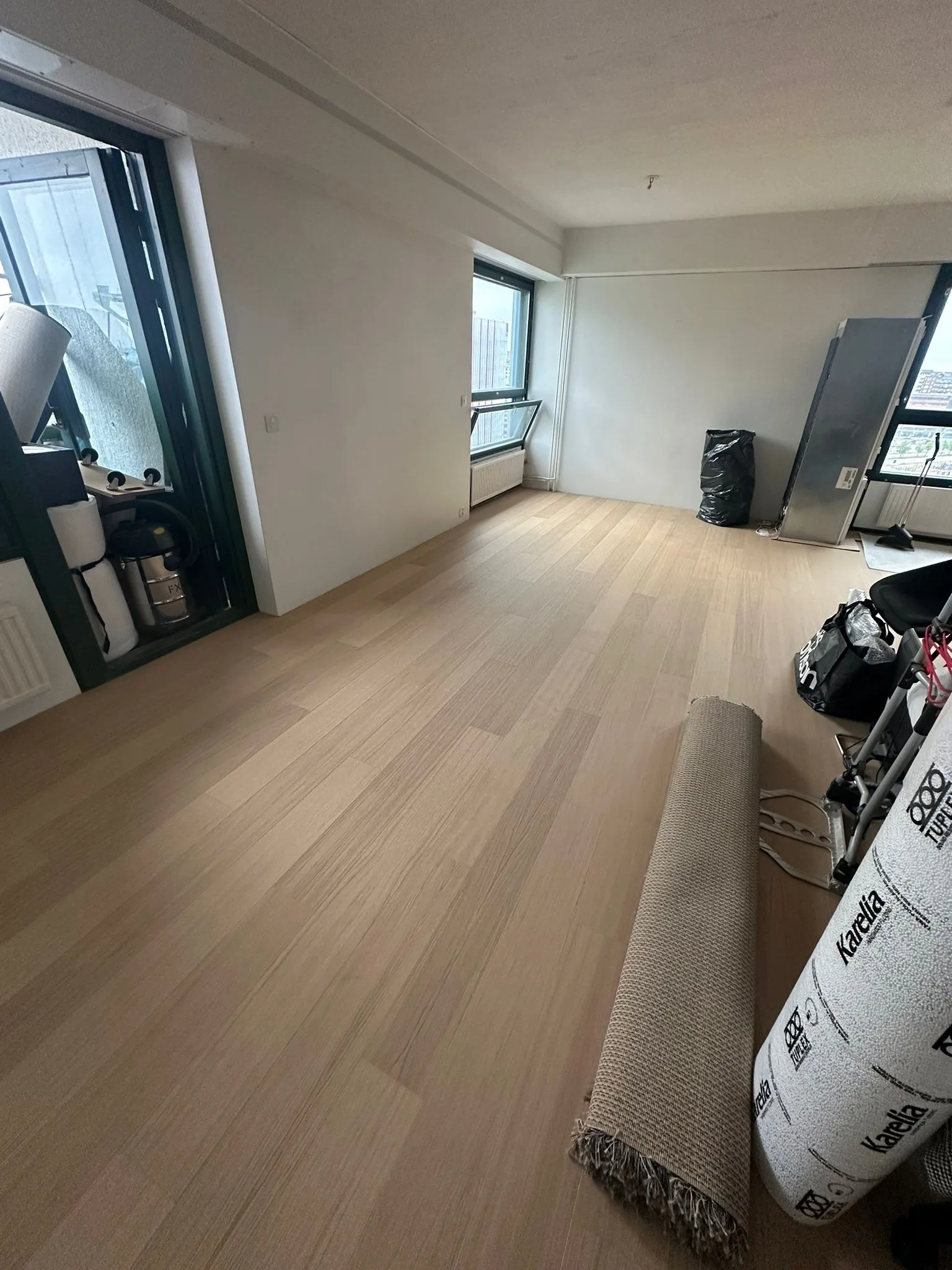 Puoliksi asennettu parketti helsingissä