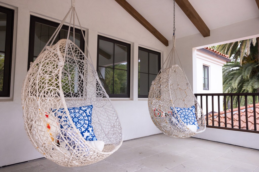 Image of modern living room