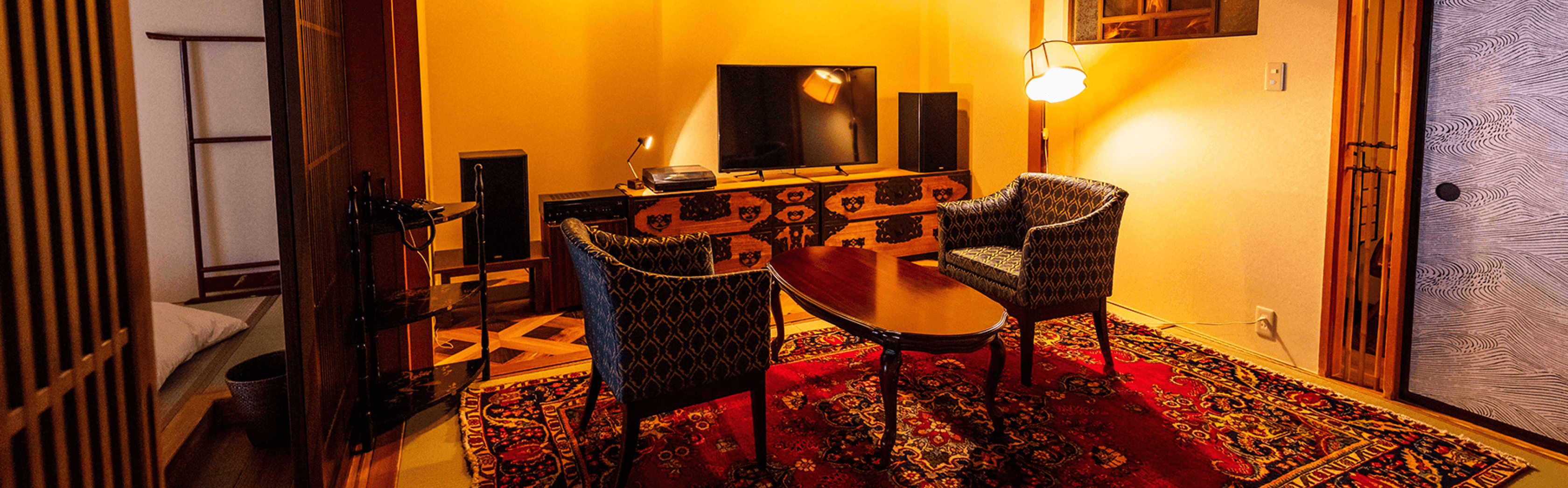 A room with classic Miyagi furniture