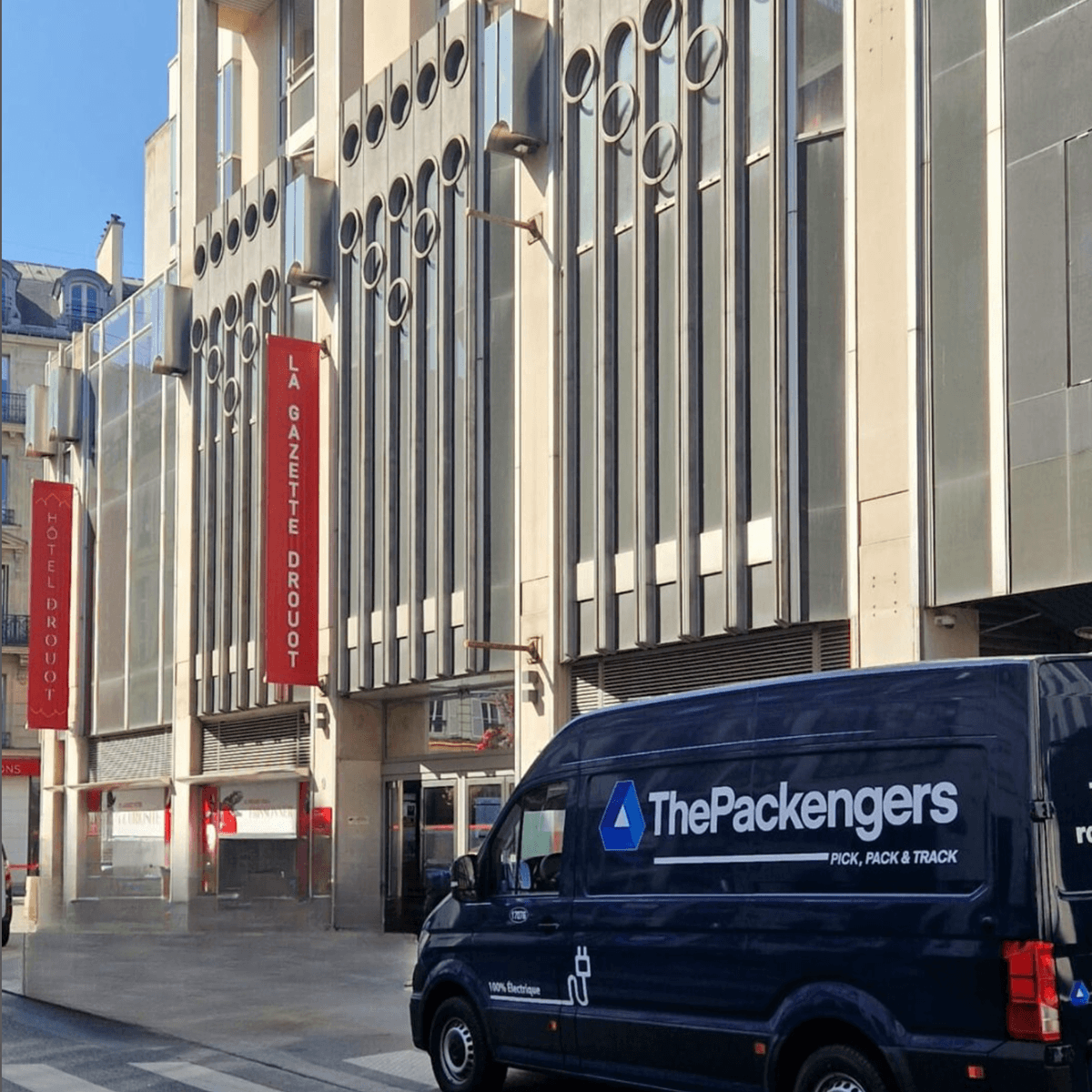 ThePackengers van on its way to delivery