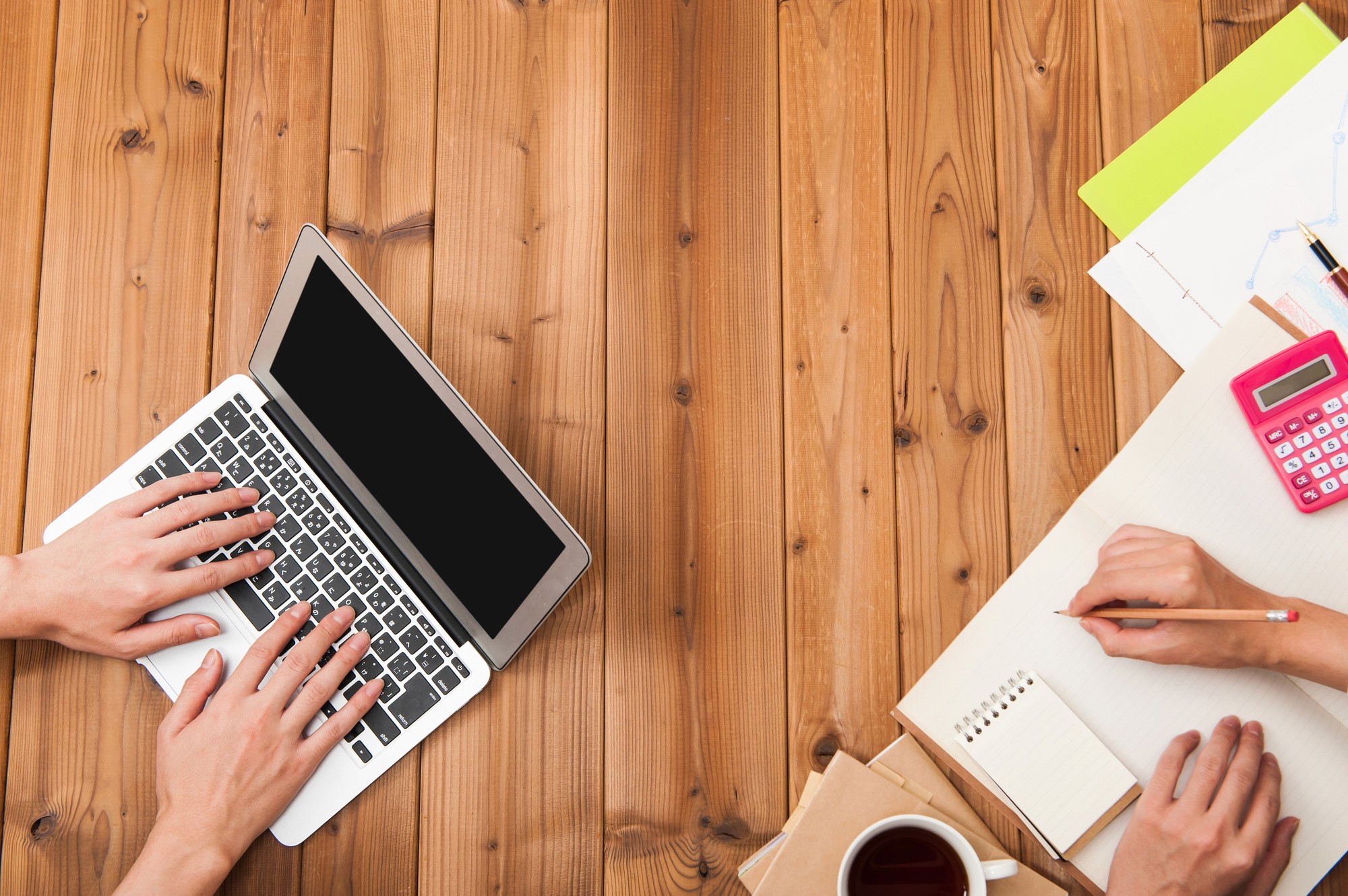 アナログ管理とデジタル管理の比較