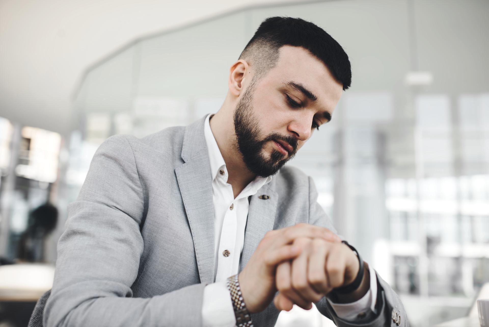 Czy 8 godzin to za długo? Rzecz o przyszłości norm czasu pracy w Polsce