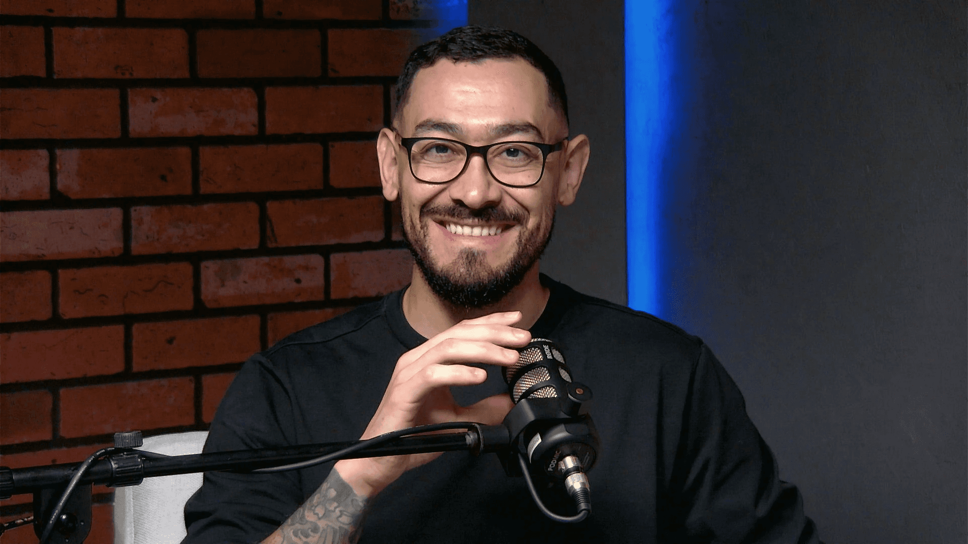 Jorge Chaverri en el estudio de The Mind Podcast