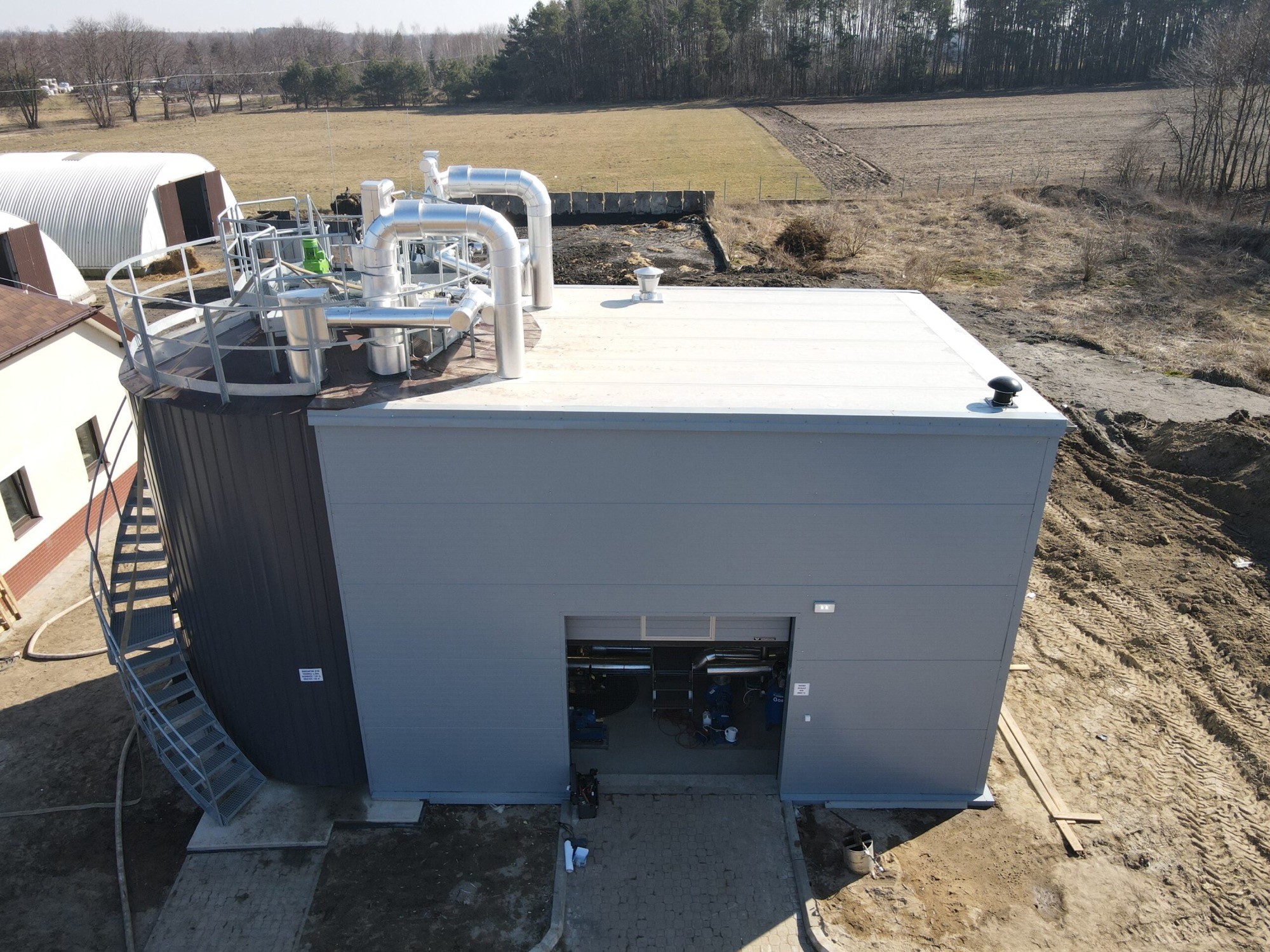 Drone view of the AEROTHERM thermal hydrolysis building at the PUK w Kolnie sludge treatment site, Kolno, Poland