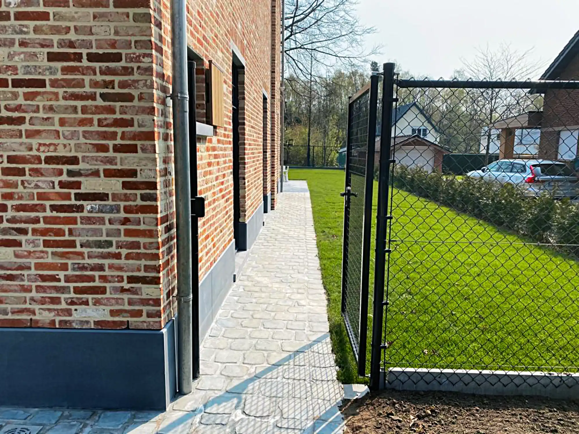 Van creatief tuinontwerp tot schutting of afrastering in Pelt en omstreken.