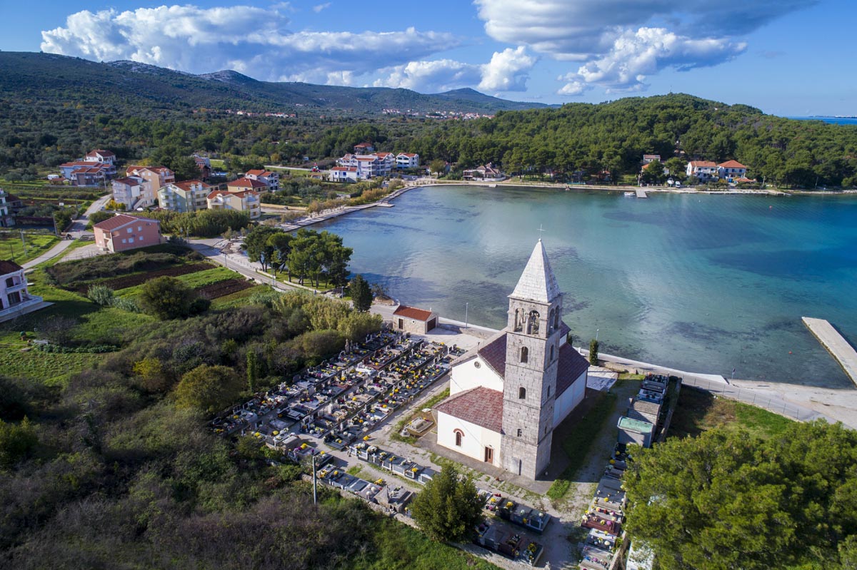 Lučina beach