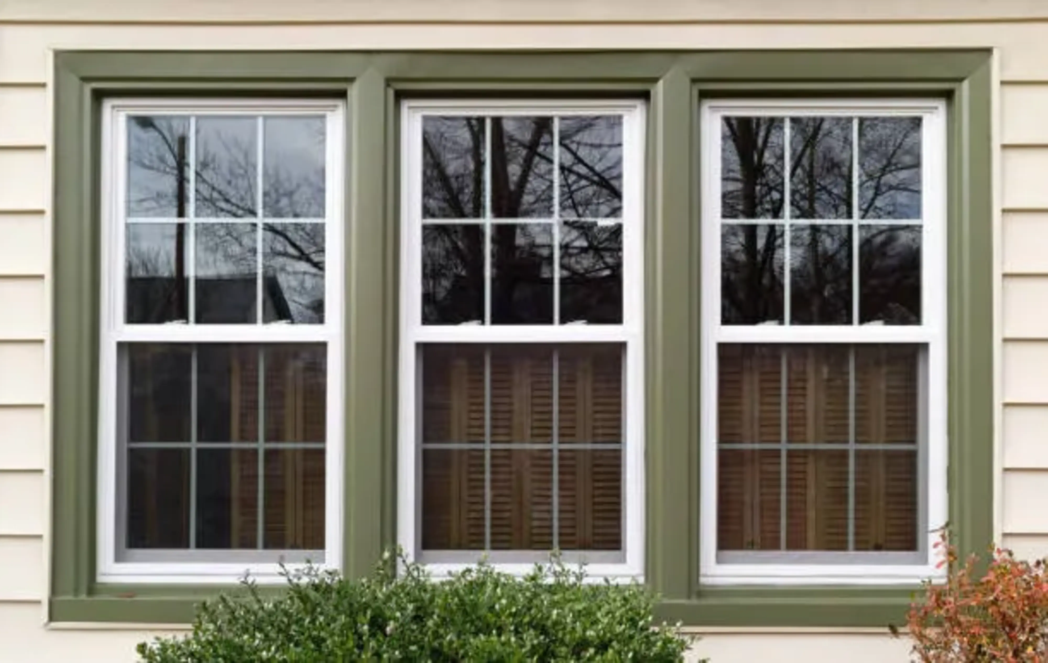 Kon Exteriors: Your Best Choice for Window Replacement Near Edmonds!