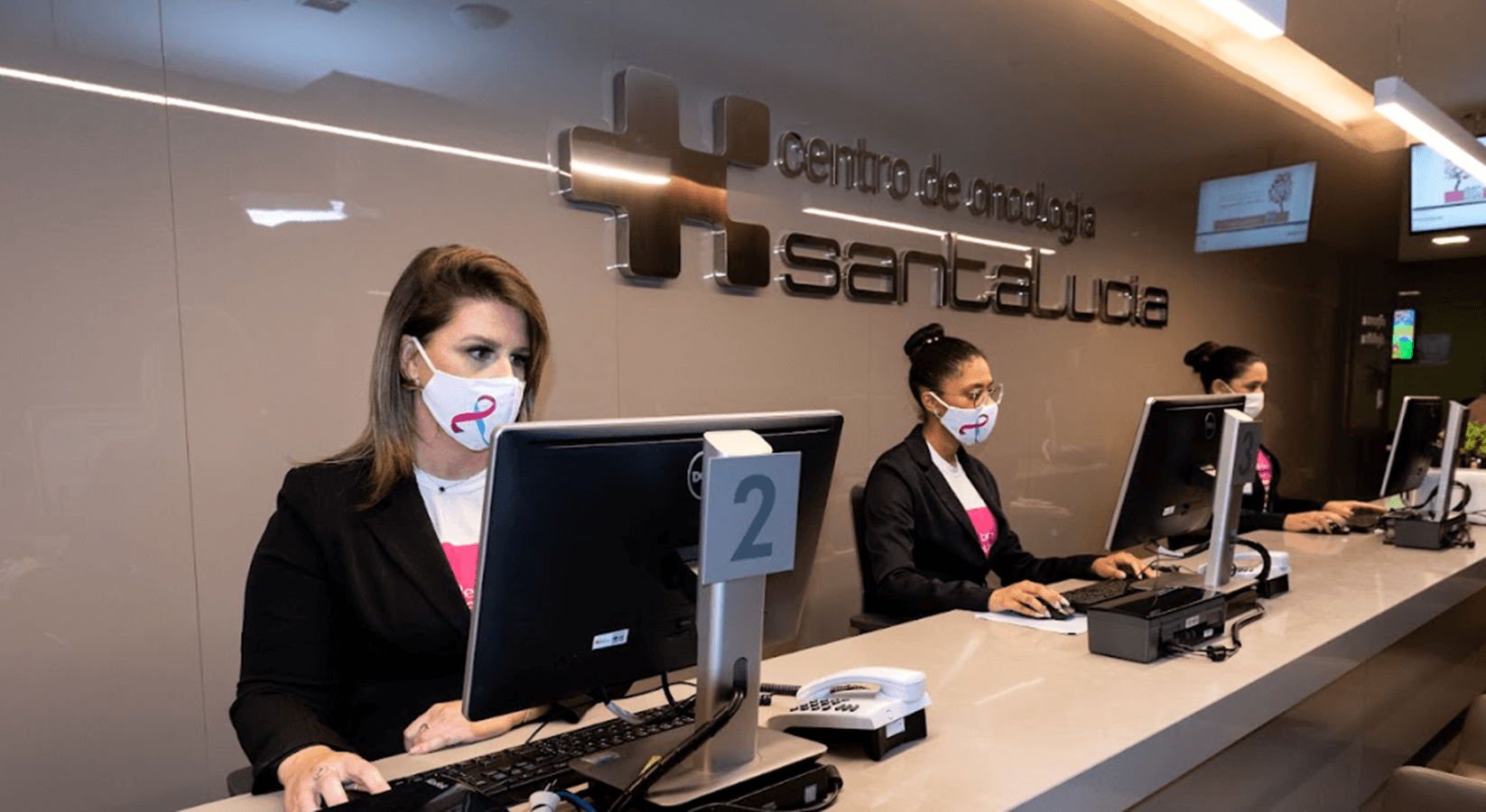 Atendimento no Centro de Oncologia do Hospital Santa Lúcia