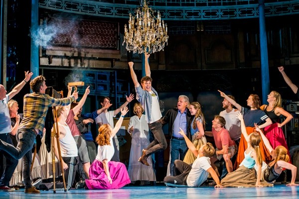 Book tickets for Half A Sixpence at the Noel Coward Theatre