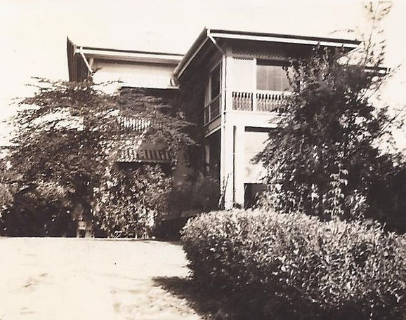 Abuelito and Nanas house Old.jpg