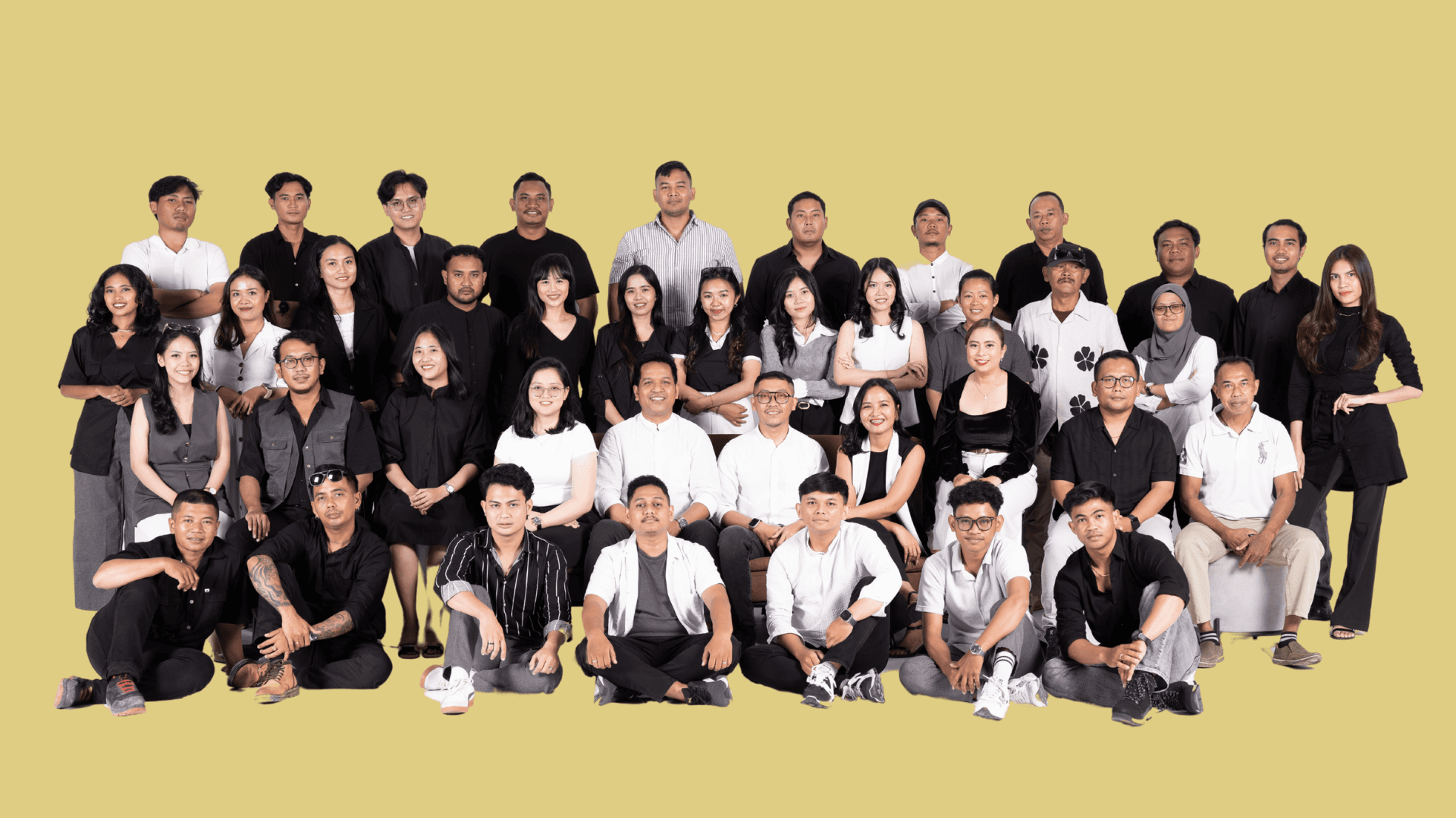 An image of a professional speaker giving a presentation at a conference, with a Swiss flag backdrop 