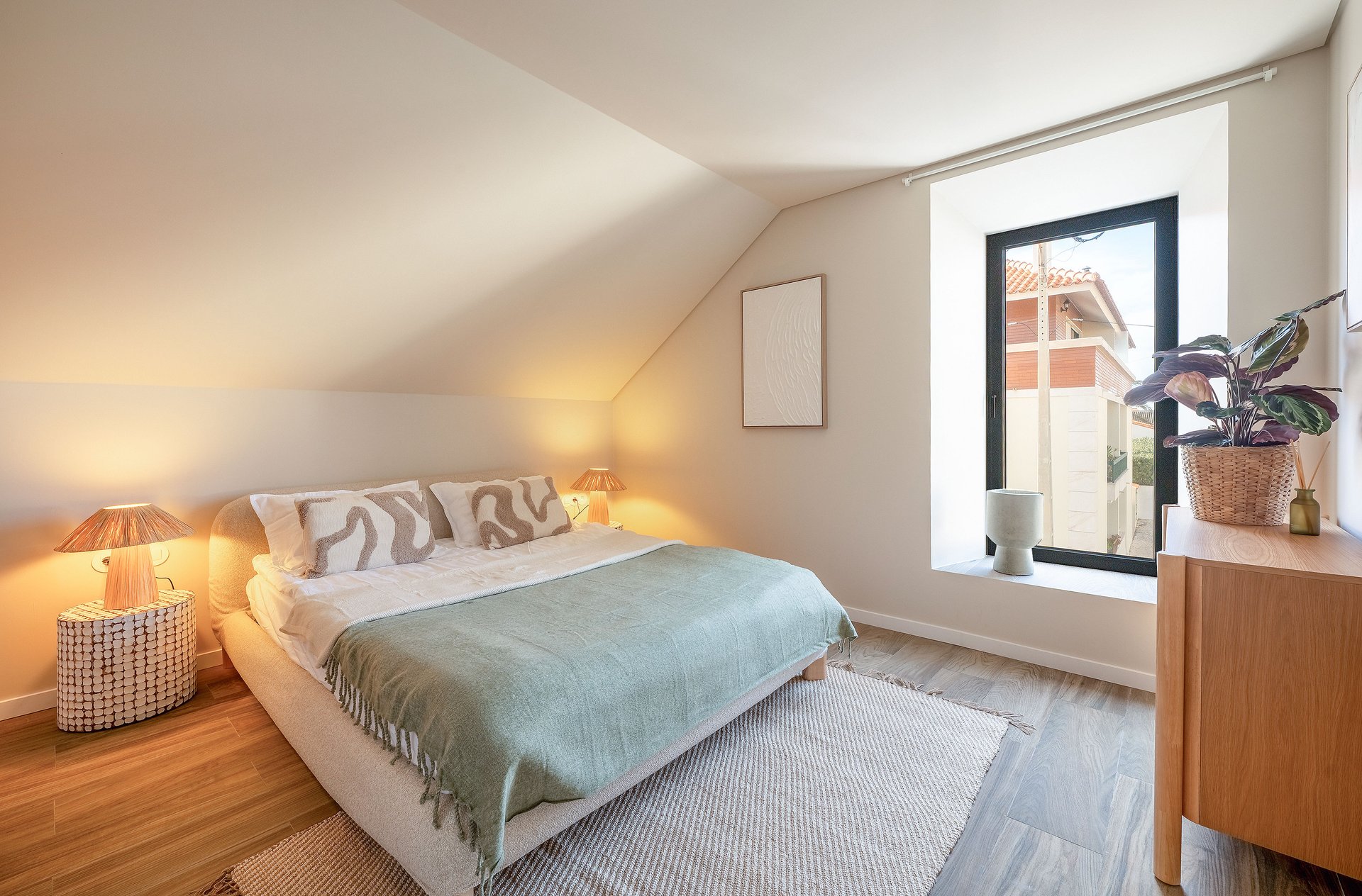 Bedroom with terrace view at Villa Flora