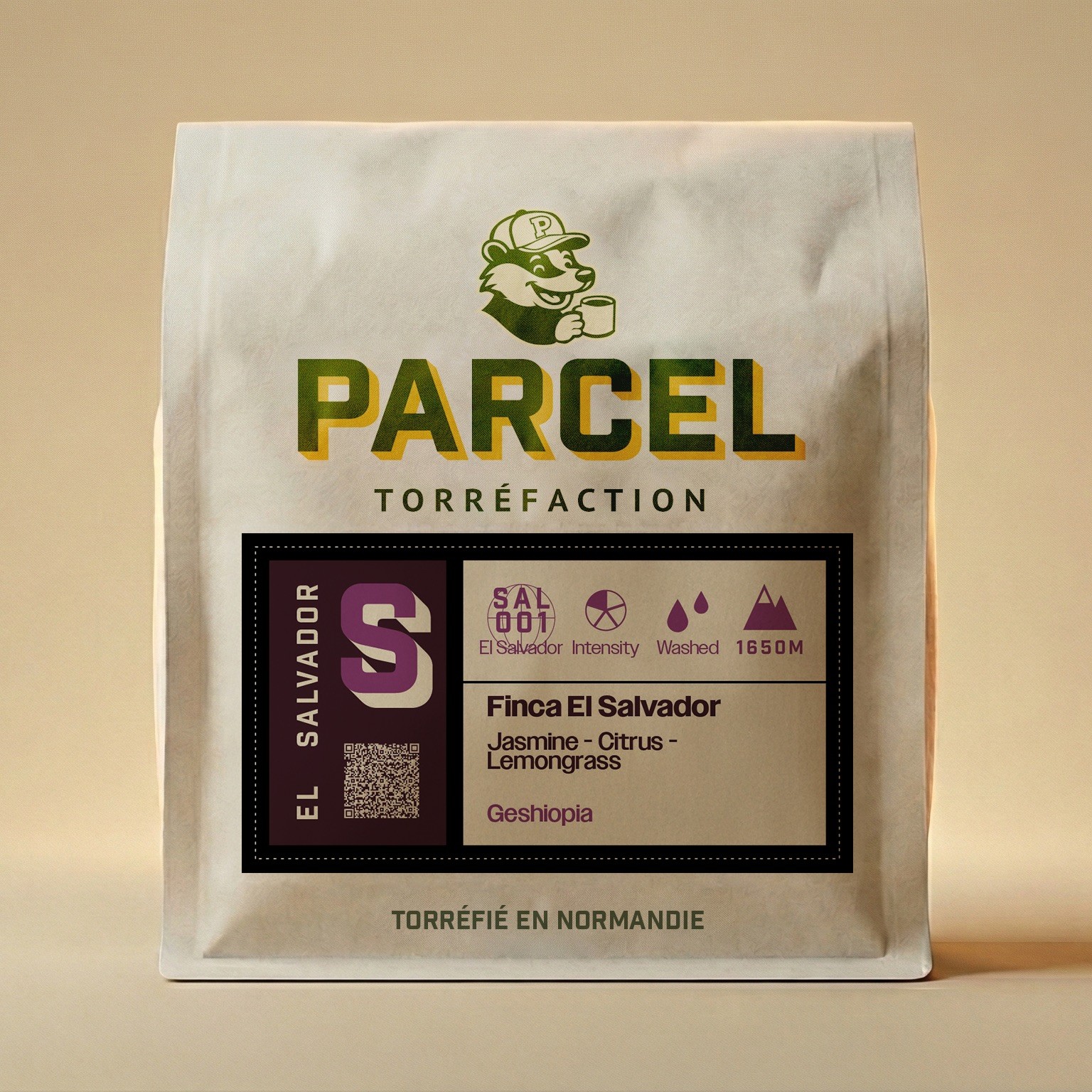 Parcel Torréfaction El Salvador Finca El Salvador bag with jasmine, citrus, and lemongrass flavor profile using Geshsopia varietal beans, positioned upright with visible label for accessibility.