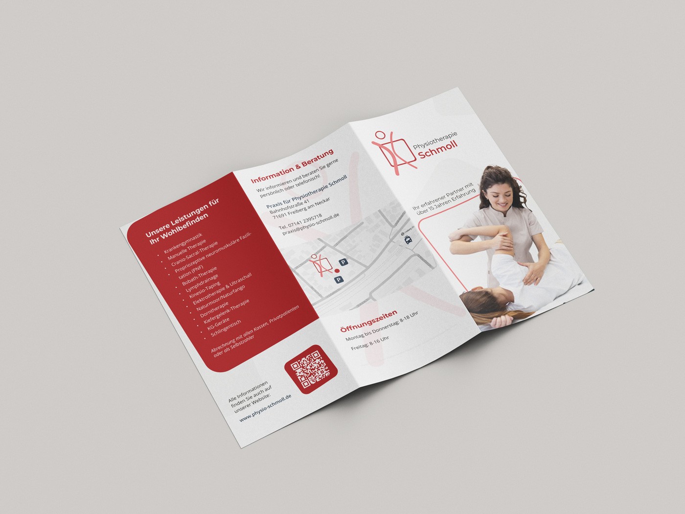 Flyer Mockup aufgeklappt: Rückseite