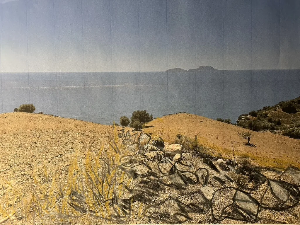dibujo con vista al mar
