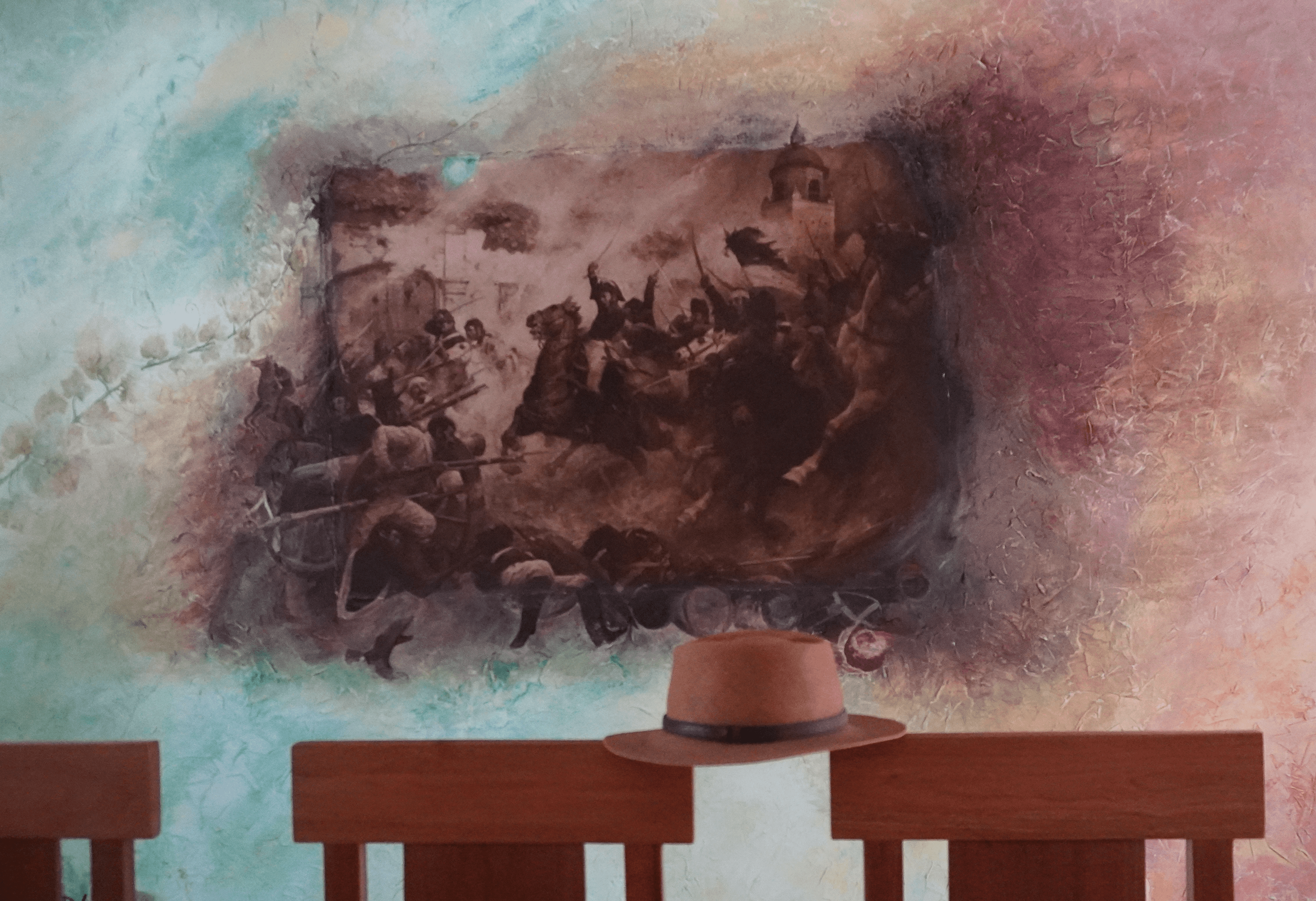 The historic Battle of Rancagua, a key moment in Chile’s fight for independence from Spain, took place not far from the Torreón de Paredes estate.