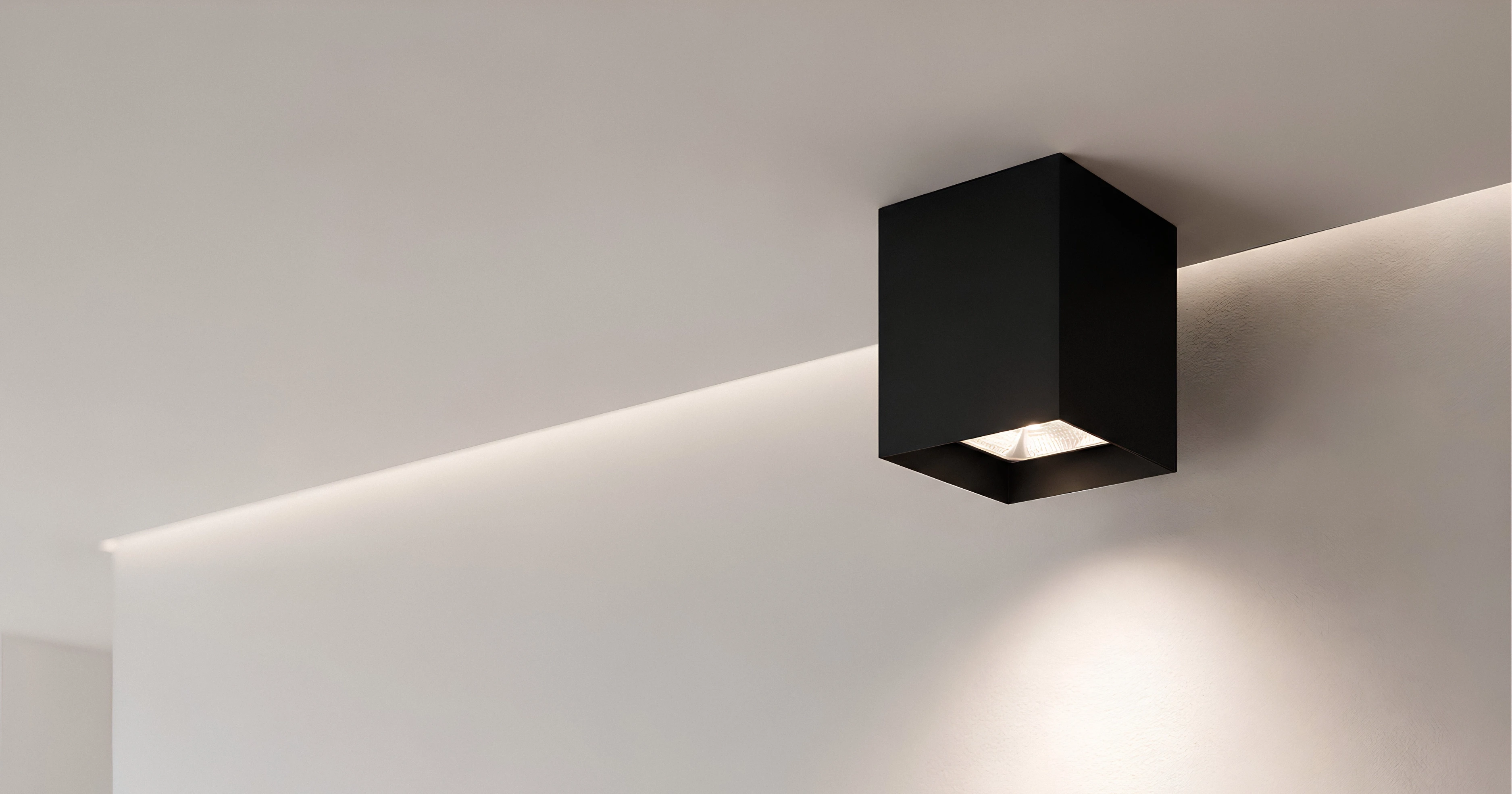 Czarna kwadratowa oprawa natynkowa LED Stellar beta S2 z diodą COB Cree i neutralnym światłem 4000 K
