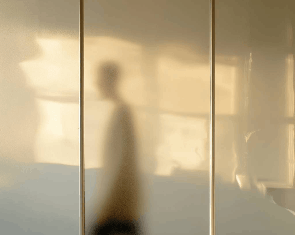 AI-based contract management software Pocketlaw for businesses of all sizes (small, medium, large), showcasing a user-friendly dashboard that streamlines legal workflow for clients and customers with options to create, review, and upload documents, access templates, and monitor document statistics.