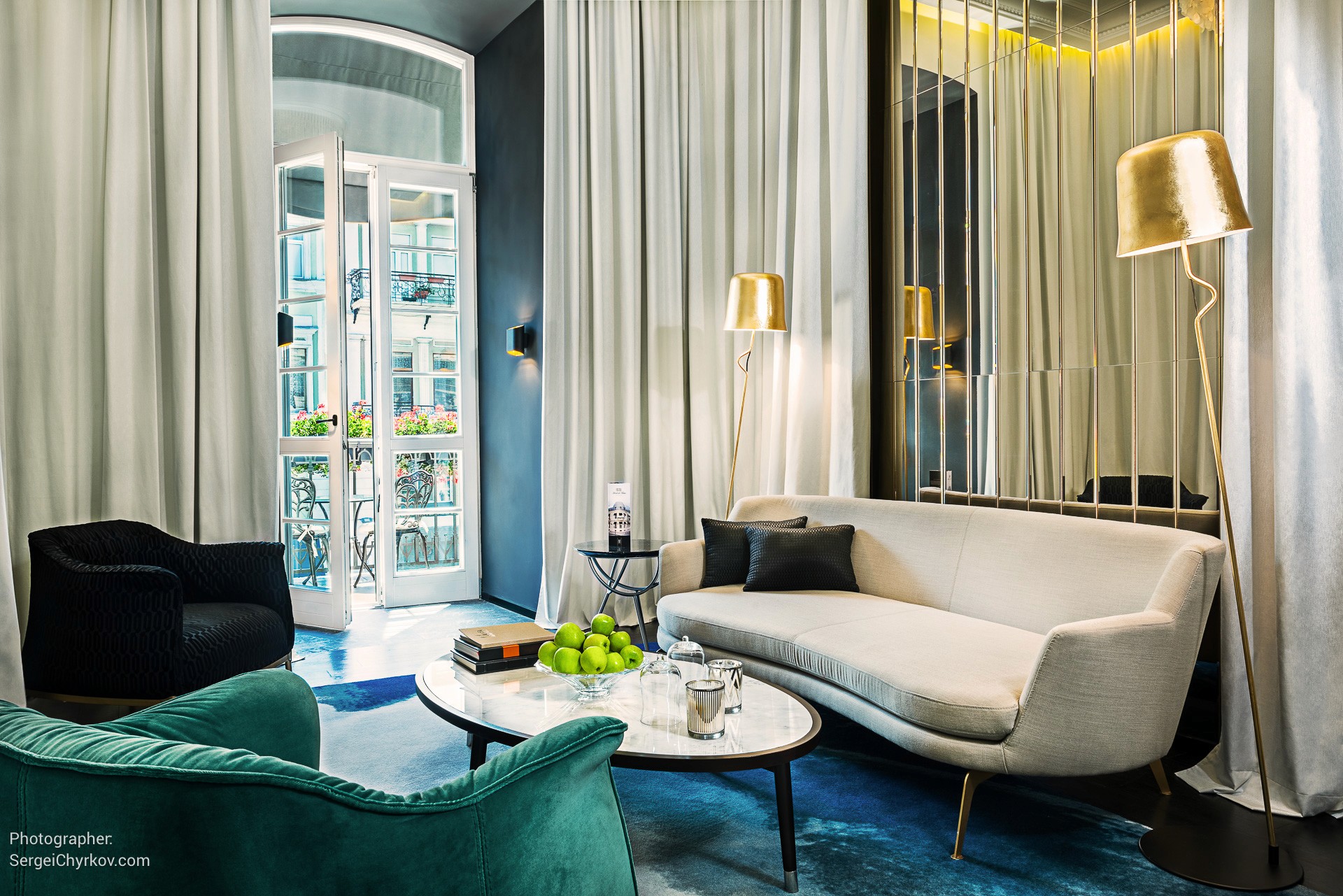 Hotel de Paris Odessa. Photographer Sergei Chyrkov. Фотограф Сергей Чирков.