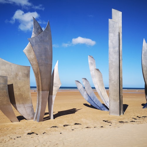 诺曼底：巴约半日D日登陆之旅 + 美国公墓门票