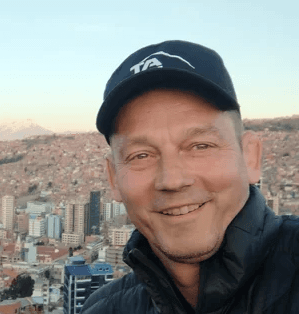 Profilbild Steffen Kiefer vor Metropole