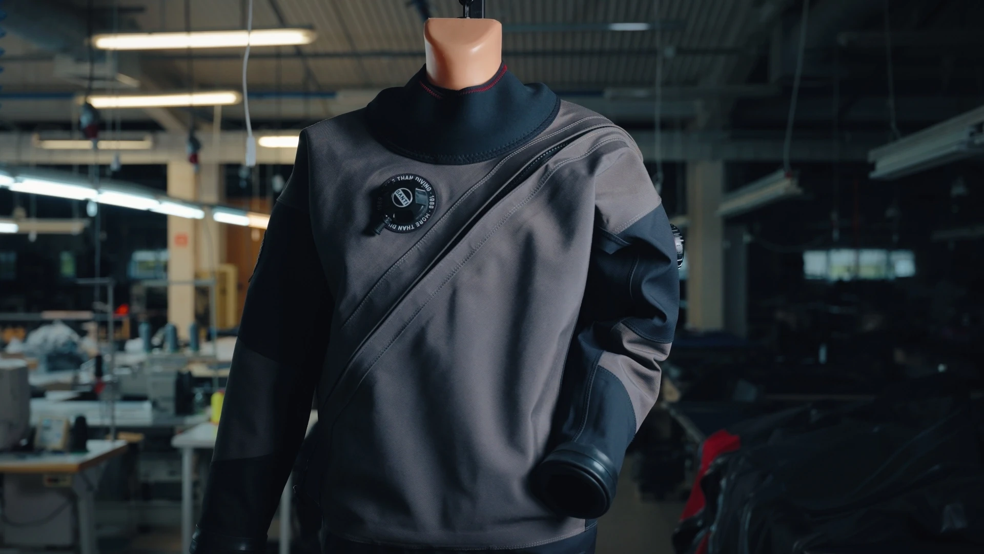 Ujęcie produktowe stafandra nurkowego Santi Edge