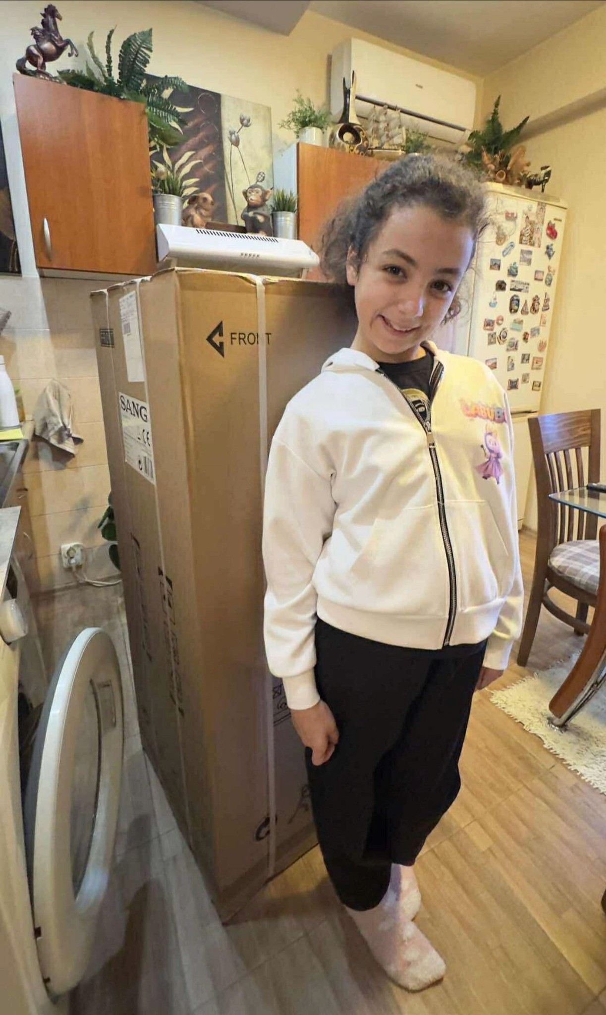 Подкрепа за мама Радослава и дете Мария 