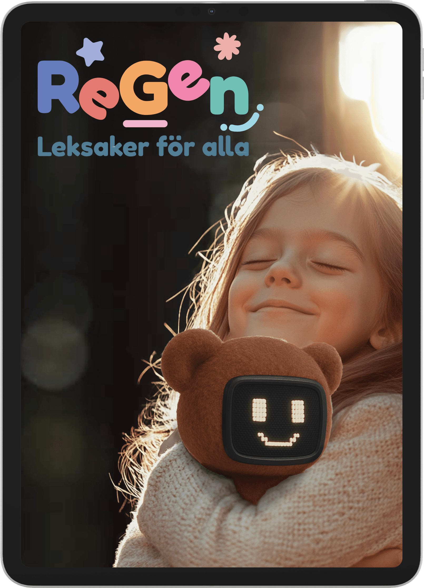 Bilden visar en glad flicka som kramar om en produkt från sidan, Mimibjörnen. 