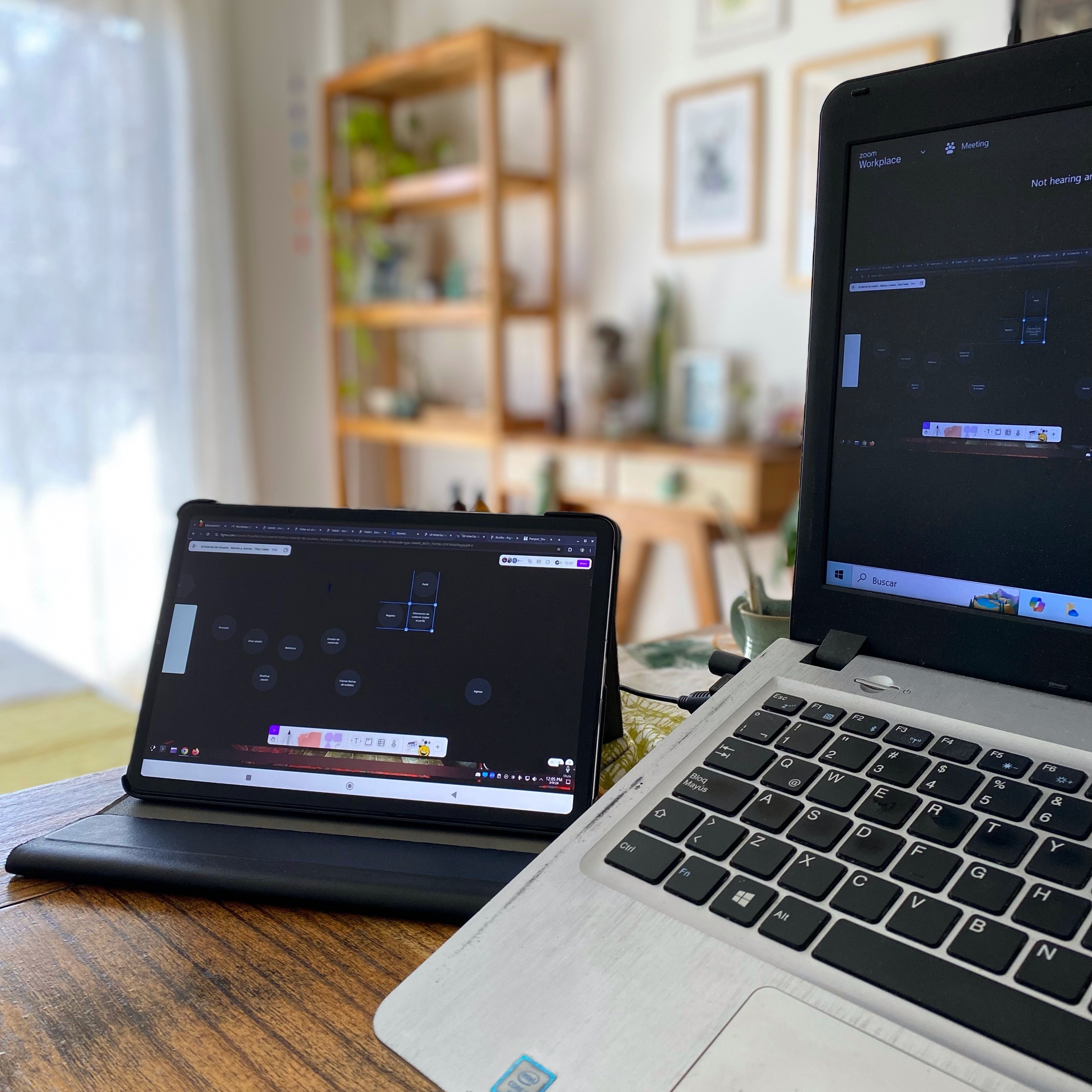 Pantalla laptop mostrando un user flow