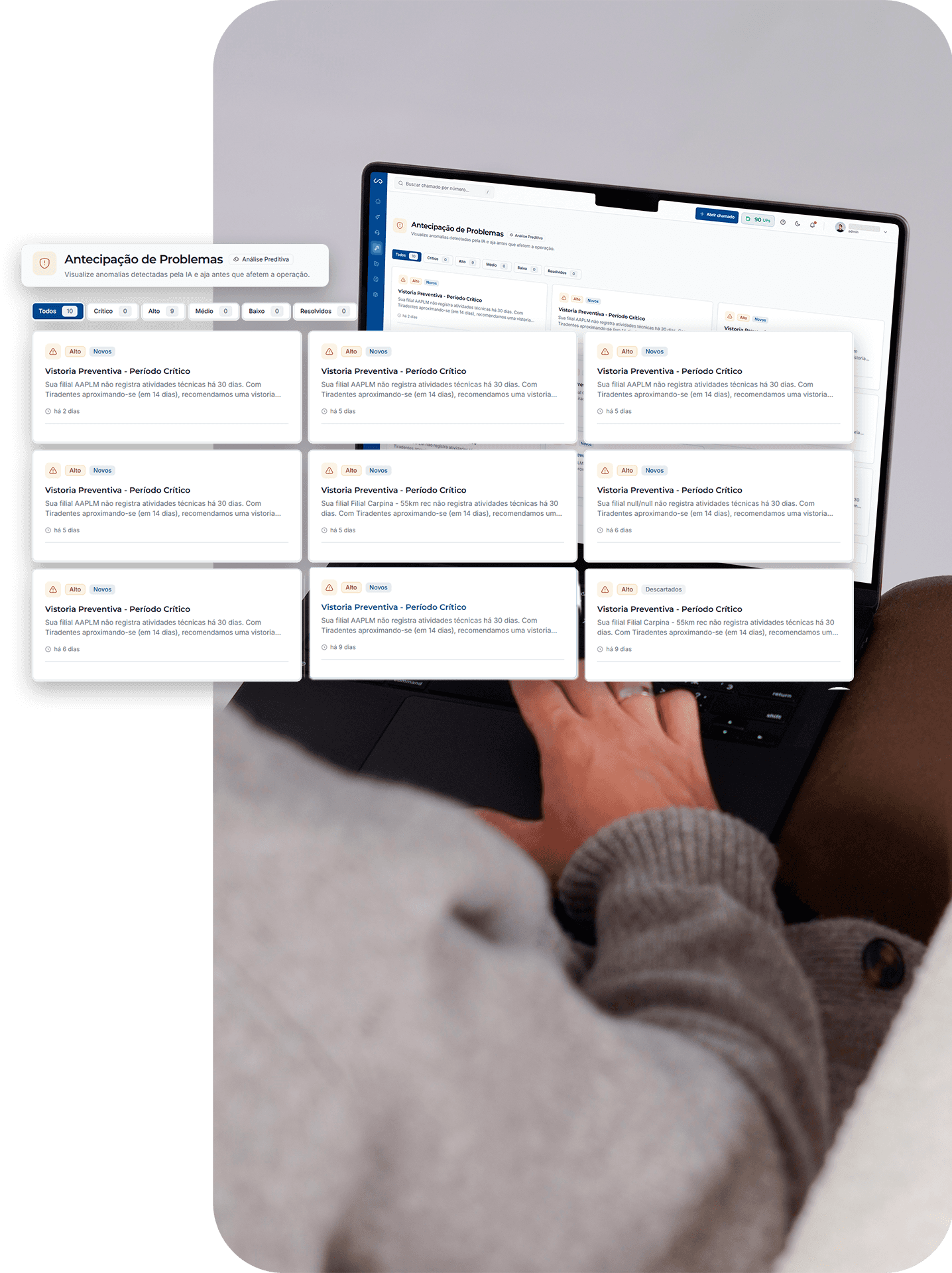 Profissional utilizando notebook que exibe a tela de Antecipação de Problemas da FindUP, ilustrando o uso de análise preditiva para evitar falhas de TI antes que aconteçam