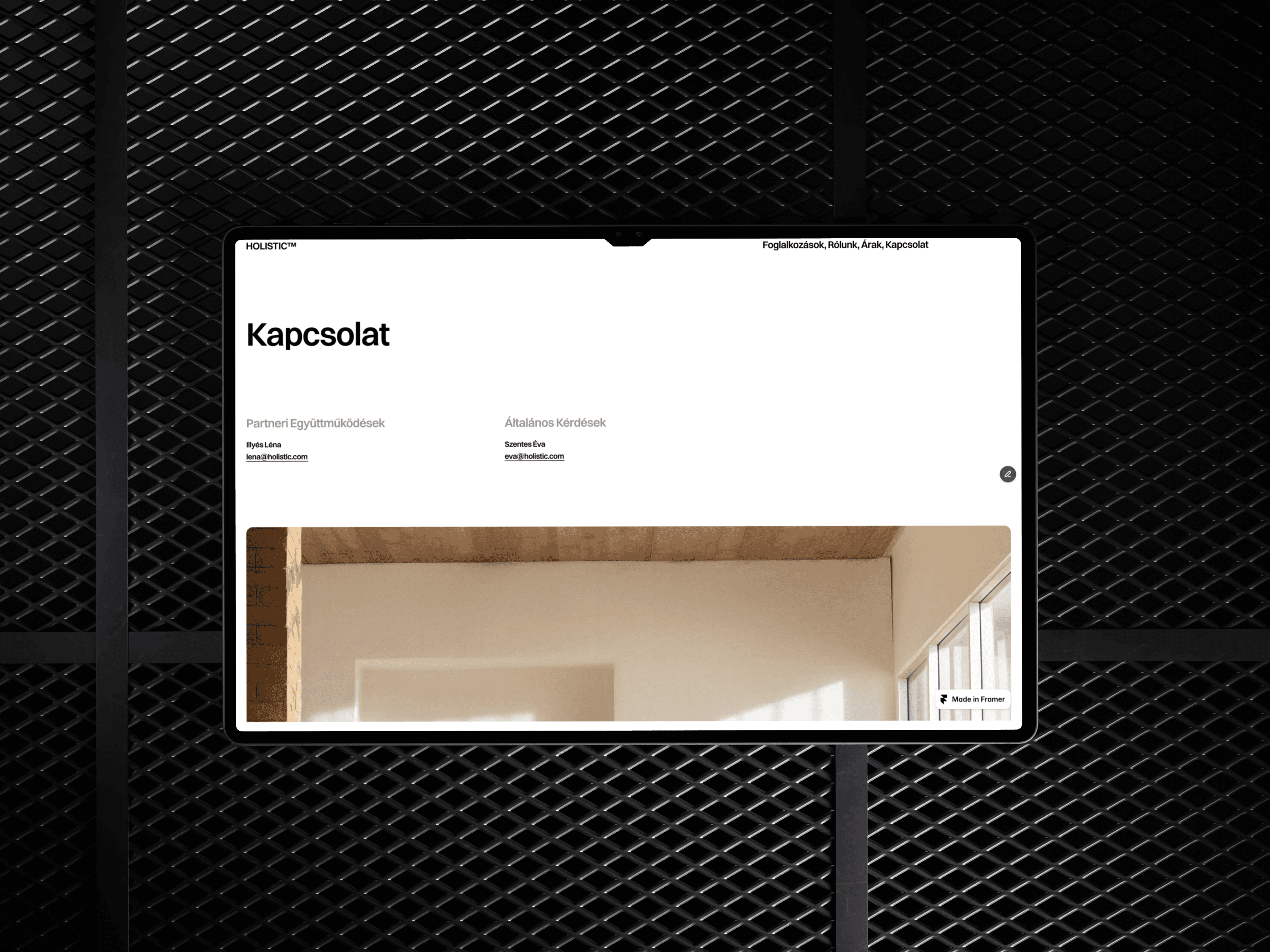 Minimalista, prémium Framer weboldal (HOLISTIC™)