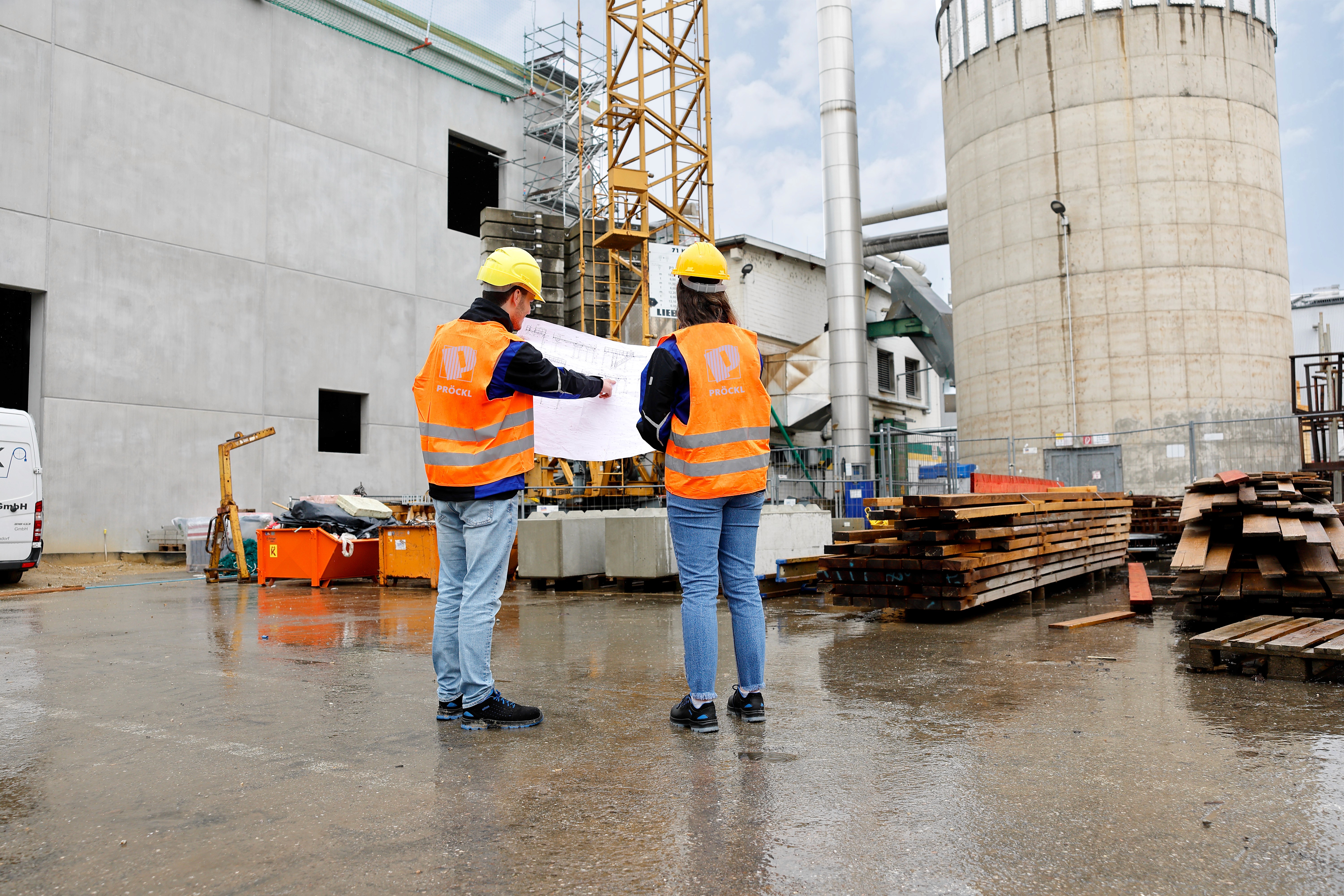 Mitarbeiter von Pröckl auf einer Baustelle