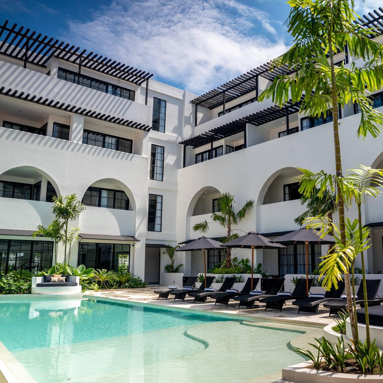 1-bedroom apartment on the 2nd floor with views, located within walking distance to the ocean in Canggu