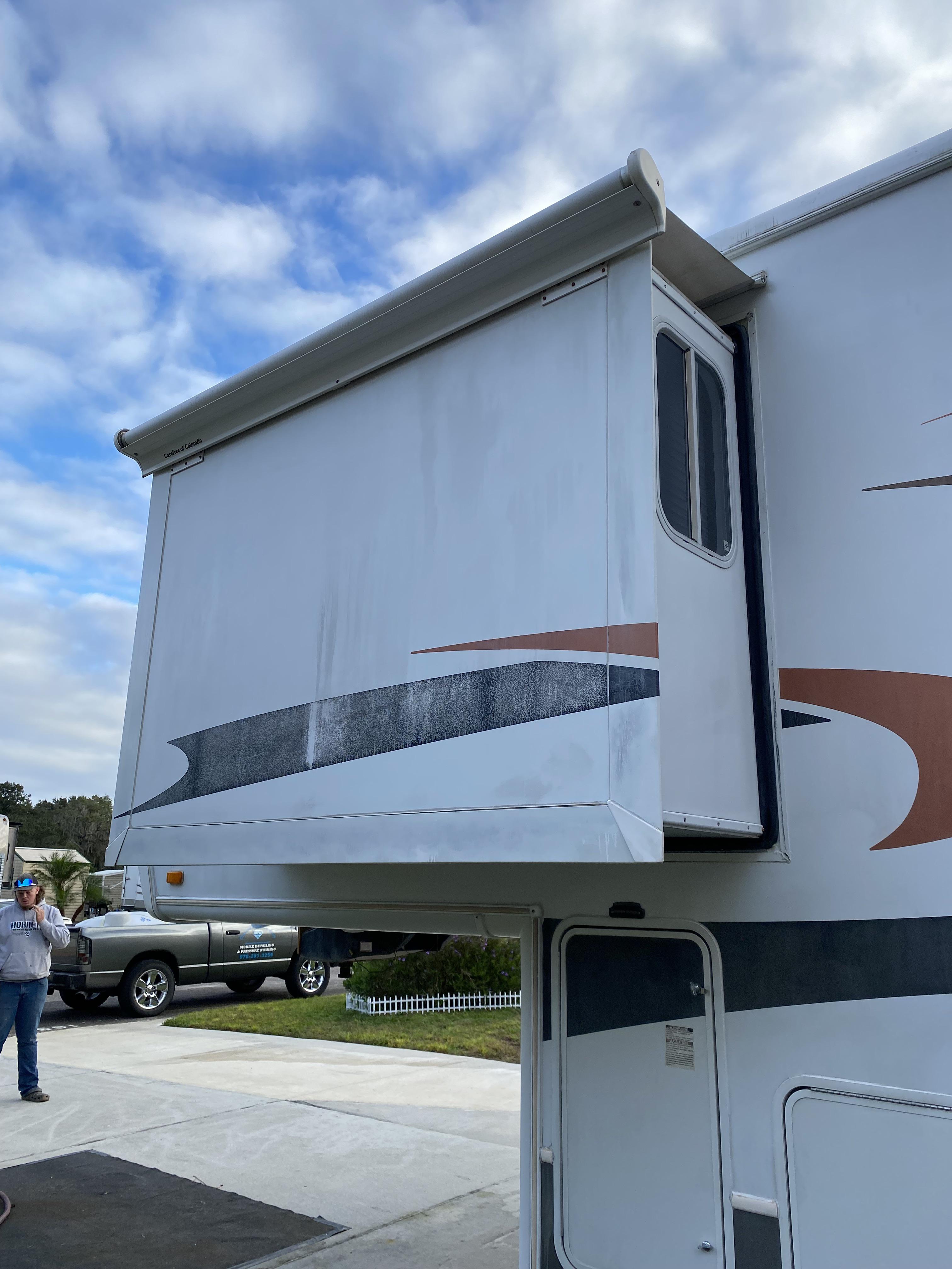 Mobile RV Detailing in Everett, WA