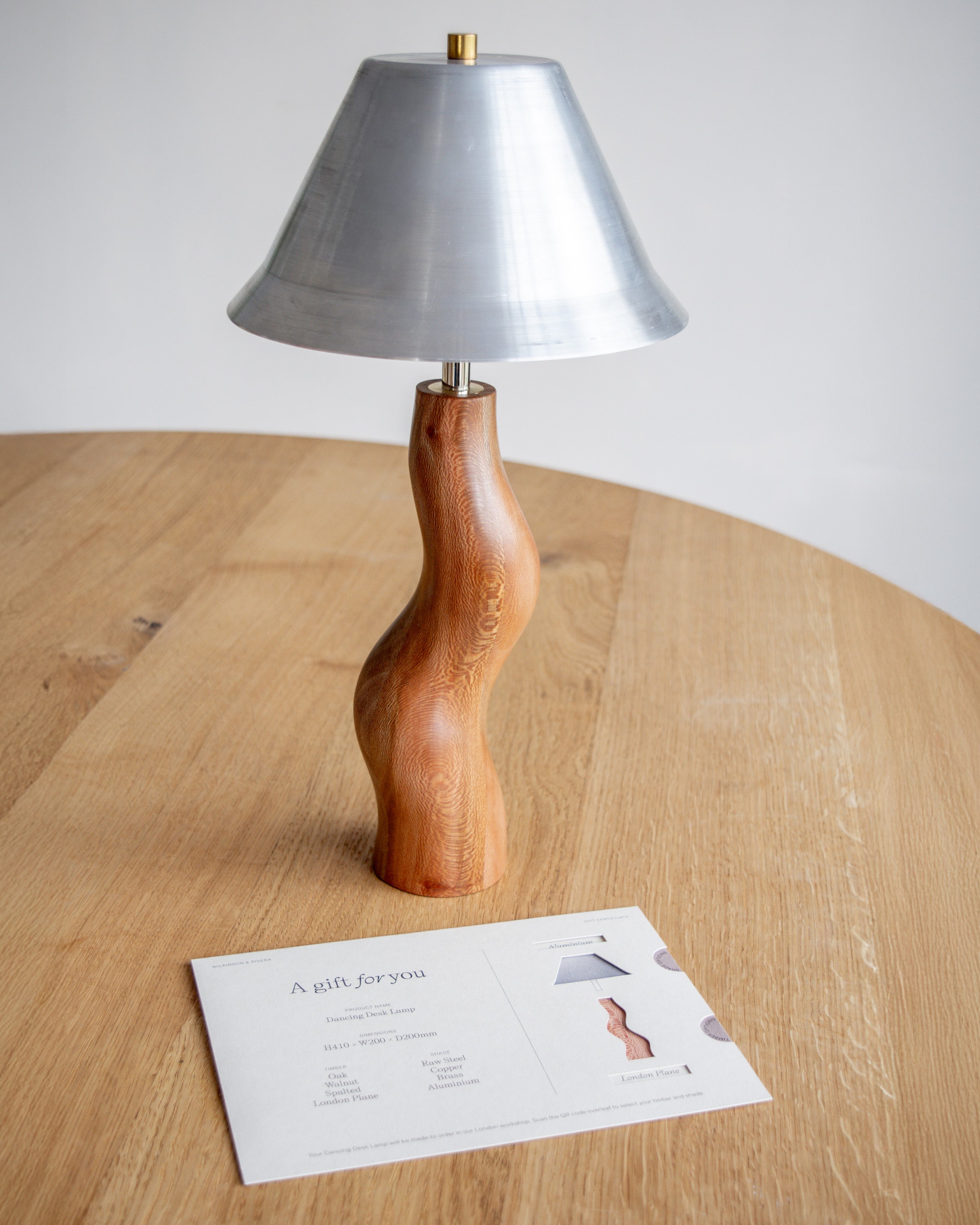 Dancing Desk Lamp in London Plane and Aluminium with a Dancing Gift Card