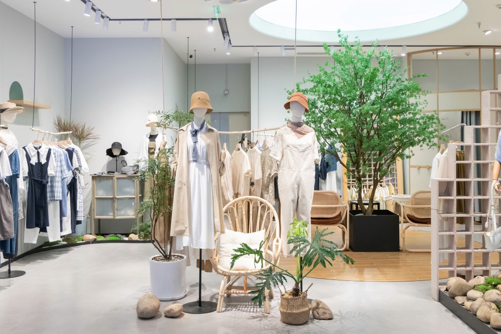 BW Design Centre 是一支擁有16年豐富經驗的專業設計團隊，我們專注於社區設計，致力打造更好社區環境。我們的服務涵蓋多個領域，包括醫療安老、教育空間、NGO非牟利組織、藝術設計、宗教團體、社區美化，以及環保ESG項目。我們透過專業工程和設計方案，從初步概念到完整執行，提供一站式服務，幫助客戶提升品牌形象，實現空間轉型，優化您的社區空間！無論是改善社區設施或推動可持續發展，我們都以創新和實用為本，確保每個項目都帶來實質價值。