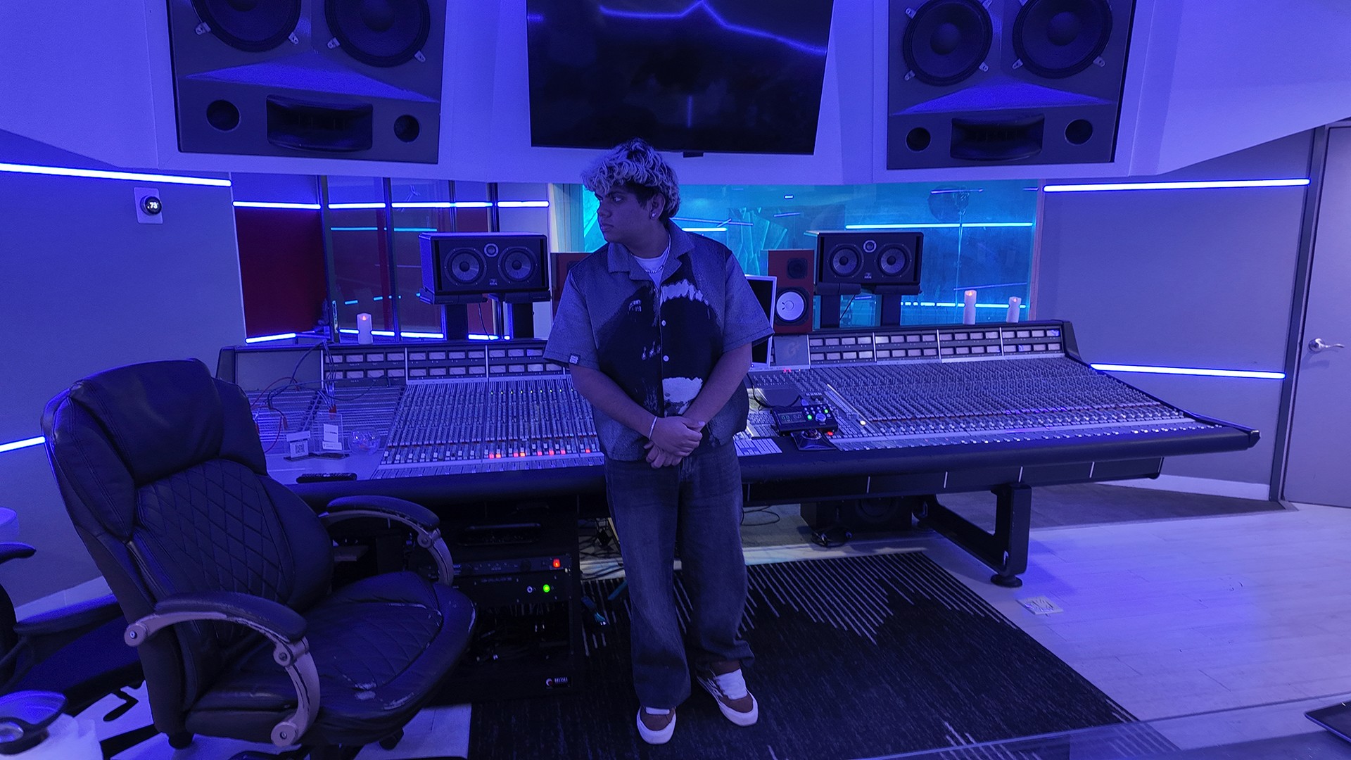 Miami engineer and producer Azul Pumar breaks down Don Toliver sessions, Trippie Redd work, mix trends, AI tools, and Full Sail to Miami at Audio Vision.
