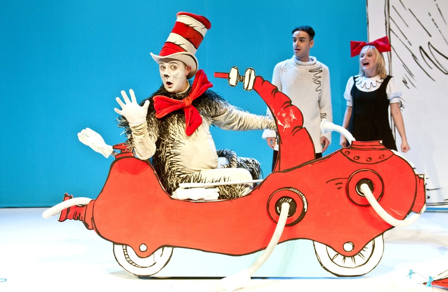 Dr Seuss's The Cat In The Hat returns to the Pleasance Theatre for Christmas 2016