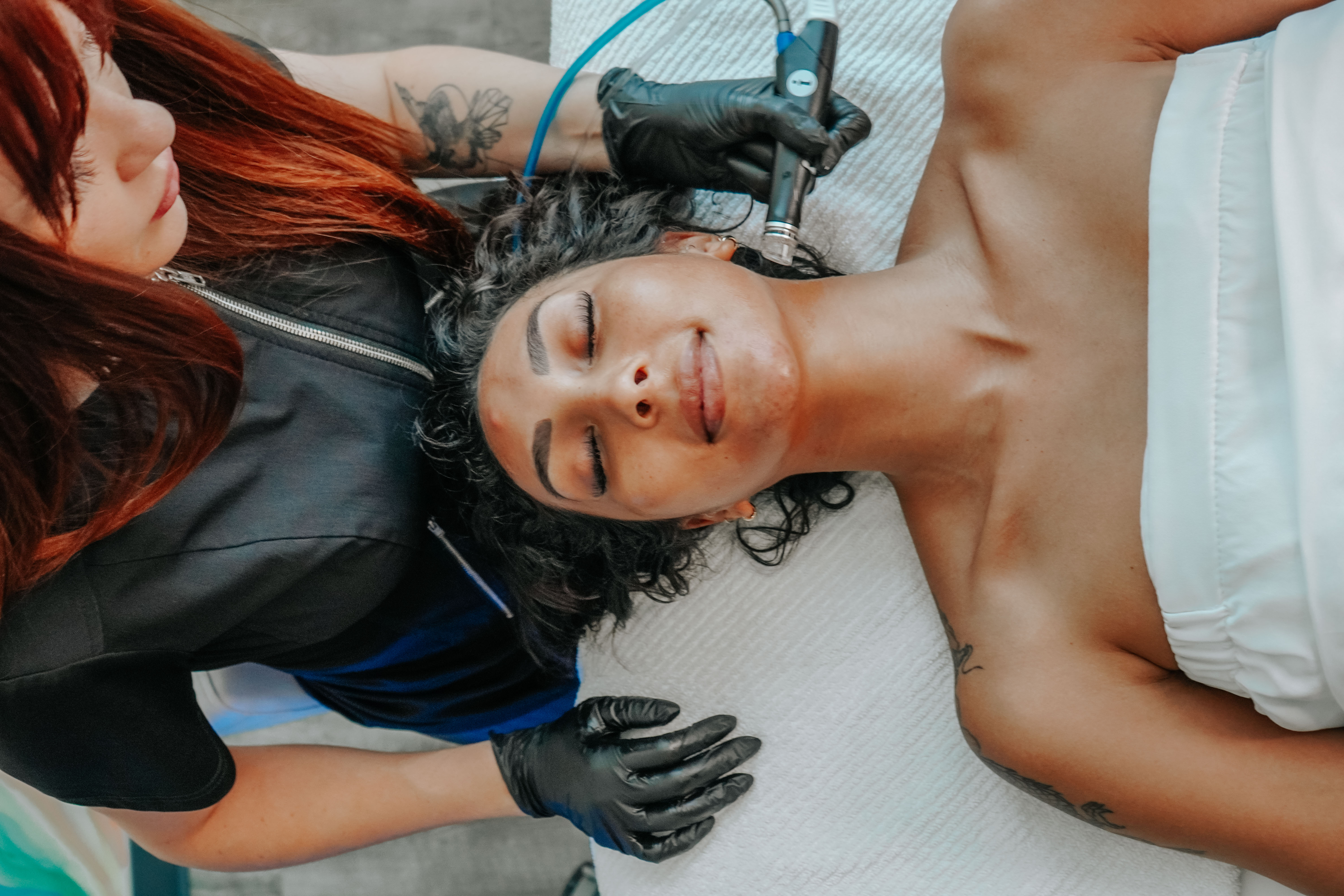 Hydrafacial Hero Section