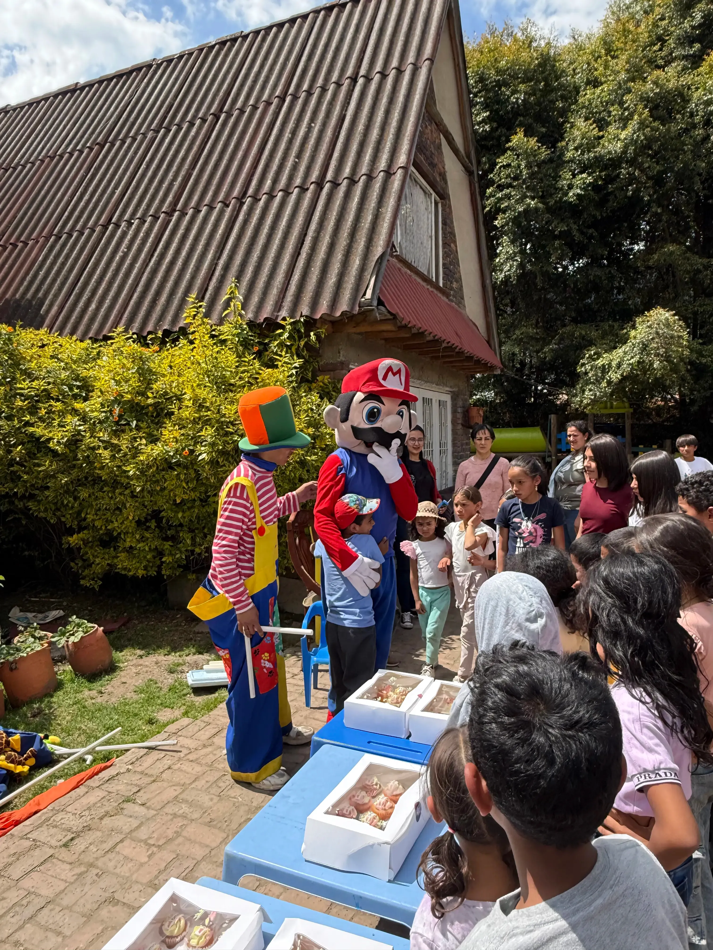 Personas disfrazadas