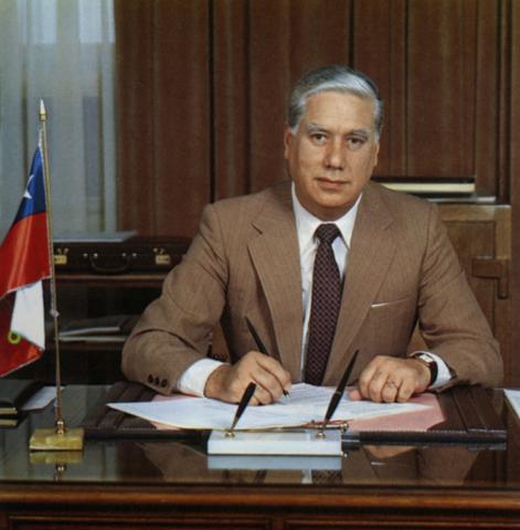 Rolando Ramos Muñoz. General de Brigada, Presidente del Consejo de CORFO.