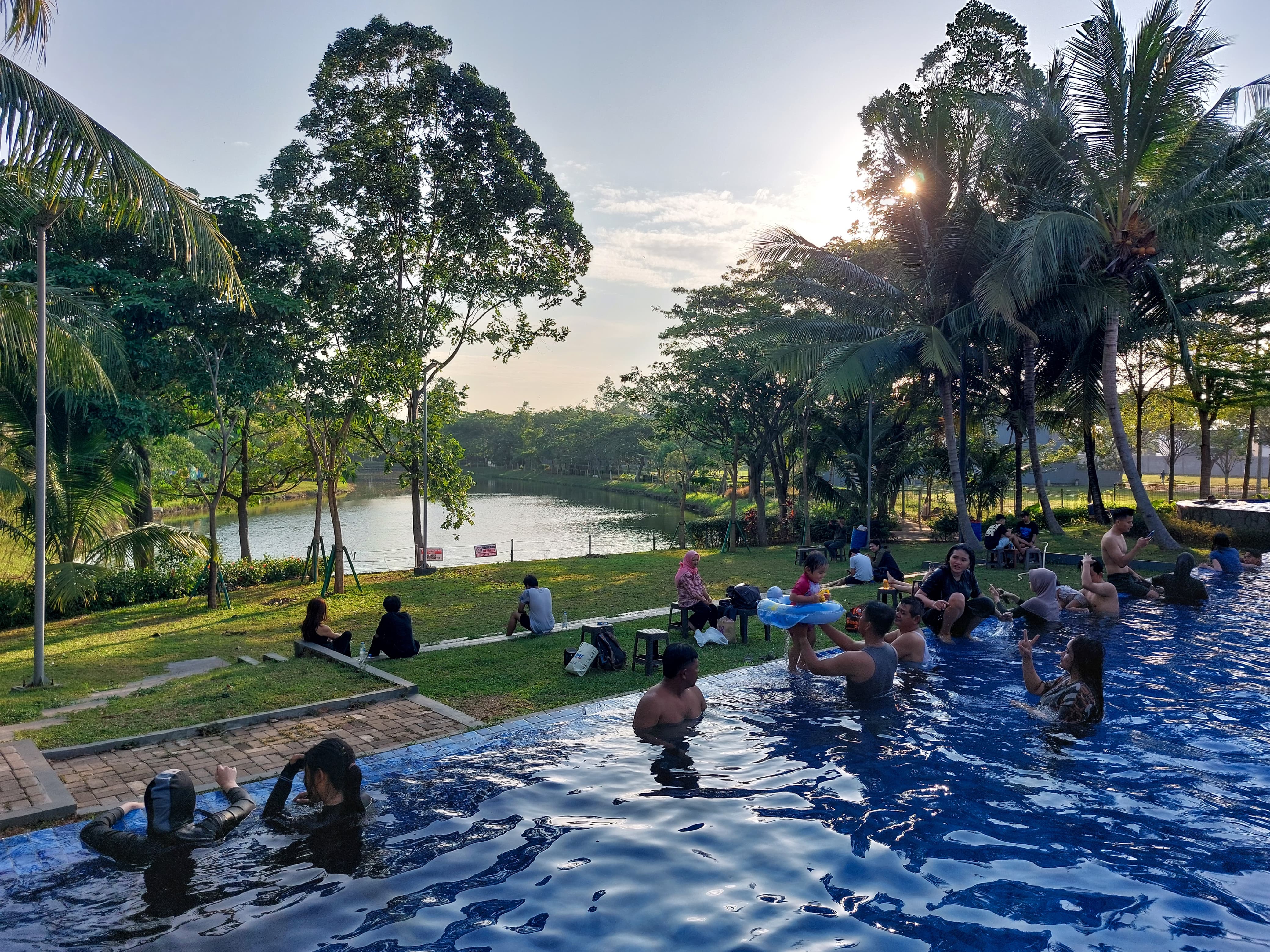 Kolam Renang Breeze Water Citra Garden BMW Wanayasa Kramatwatu Kab Serang Banten