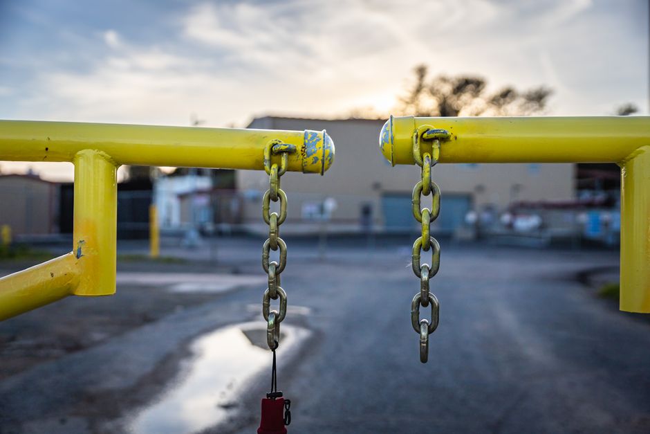 A broken steel chain representing a gap in ownership