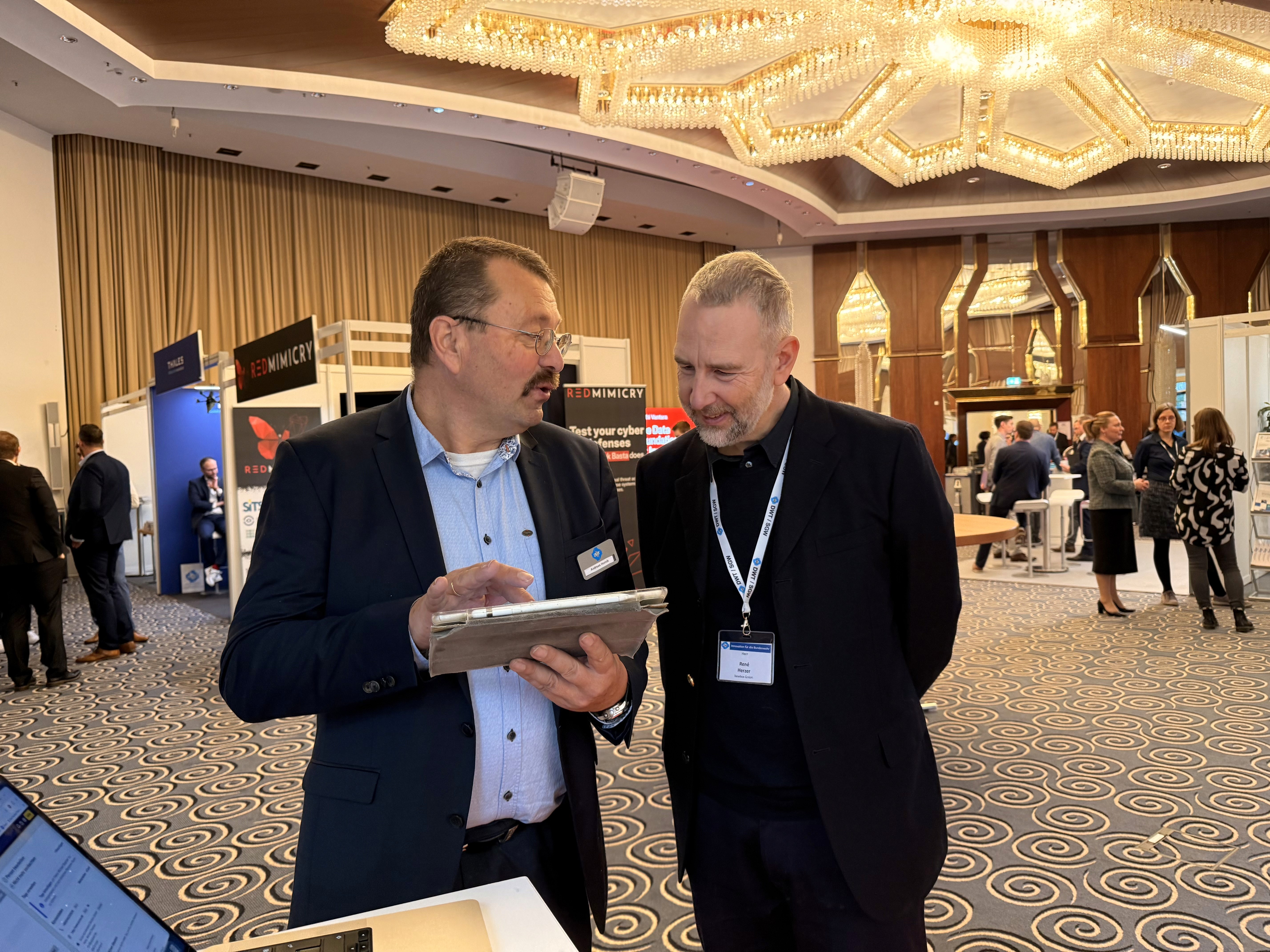 Andreas Hornik, Oberst a.D, CEO DWT/SGW e.V. and René Herzer, founder basebox