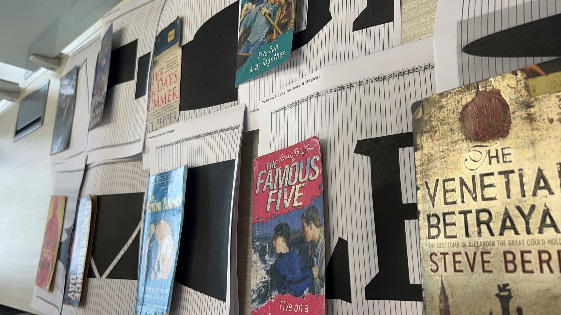 Laptop showing Bloomy UI