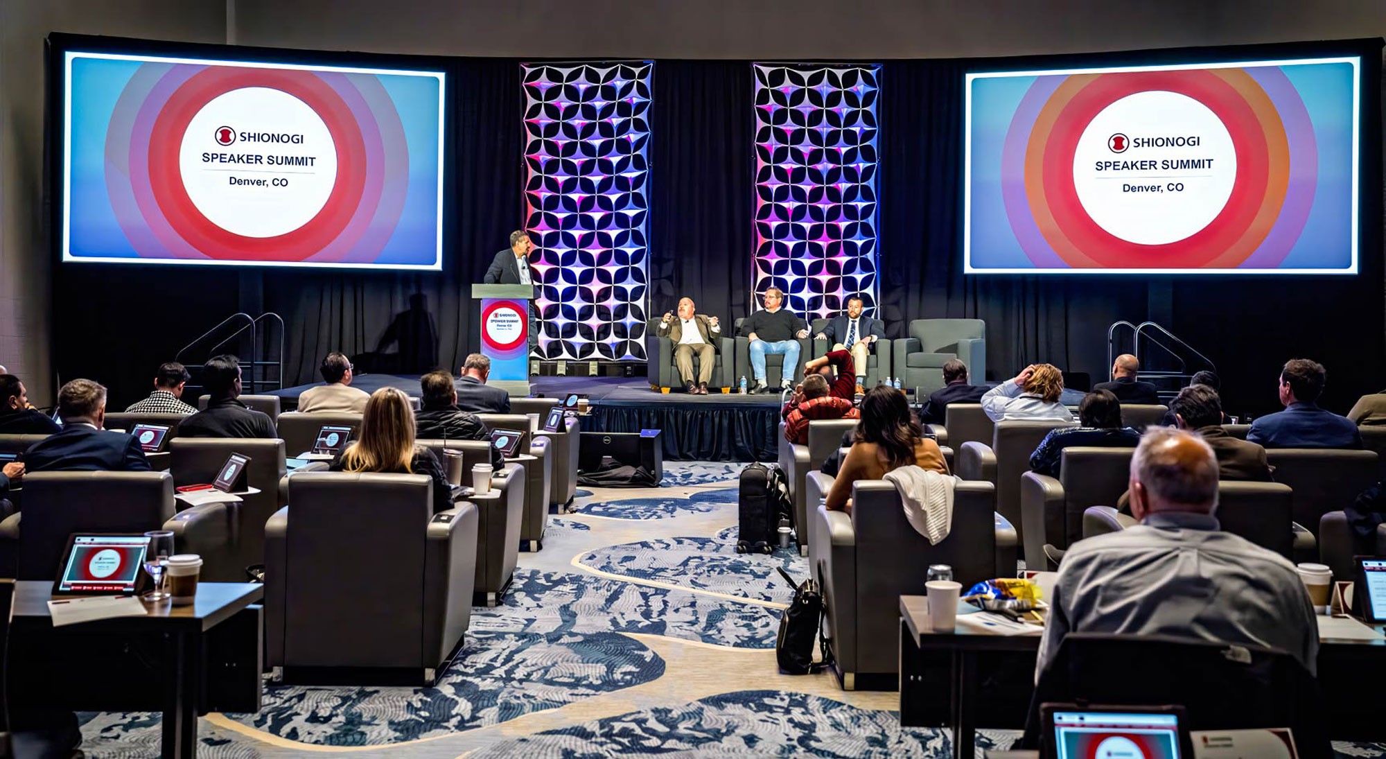 jonathan-phillips-photography-conferences-photo-41