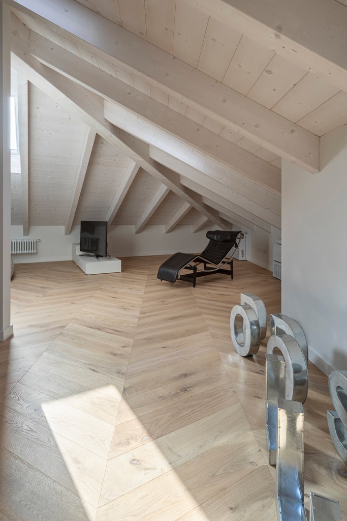 Parquet-rovere-camera-monza (MB) Galimberti-IMG_0056.jpg